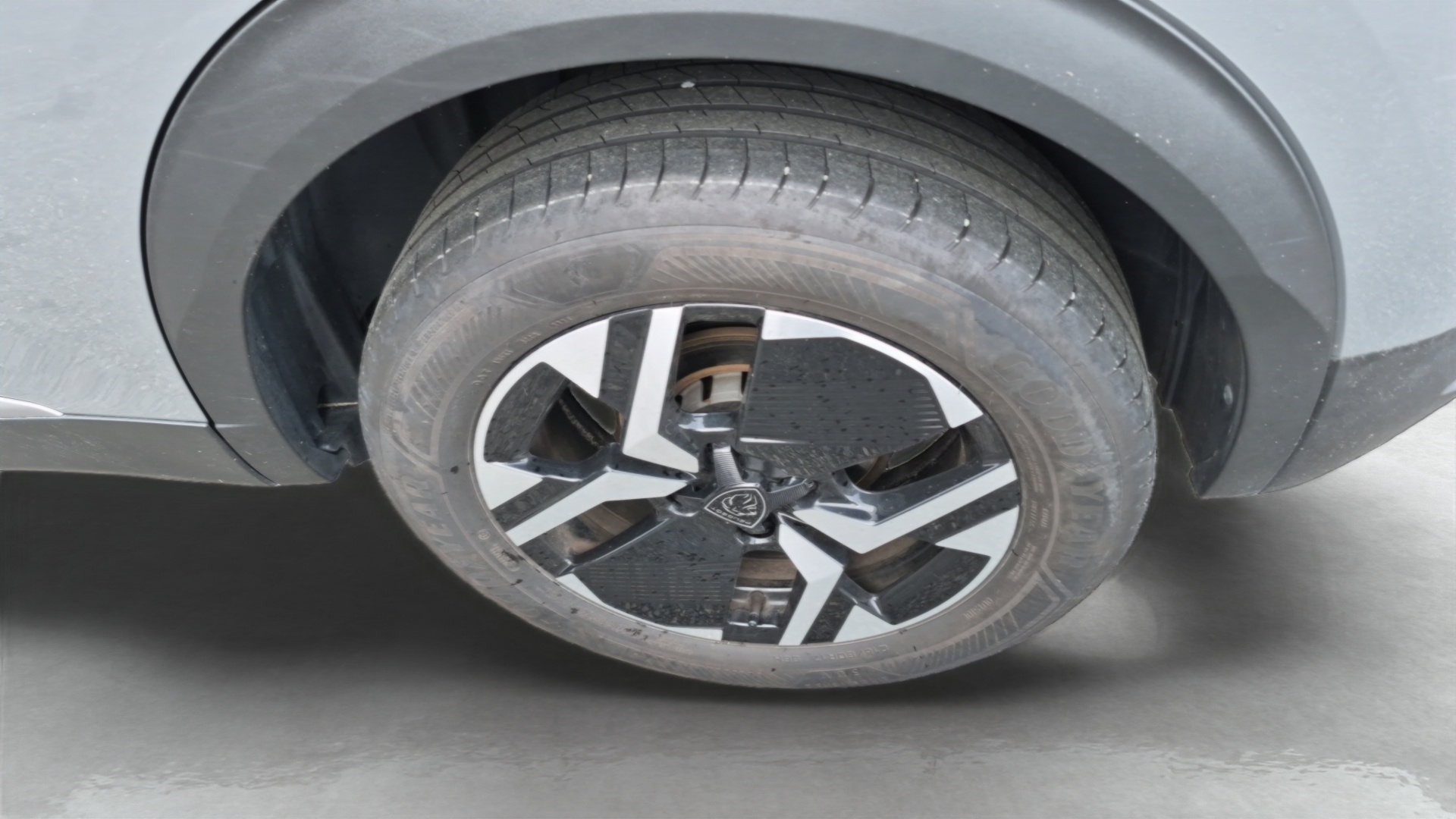 PEUGEOT 2008 ALLURE PURETECH 100 S&S BVM6