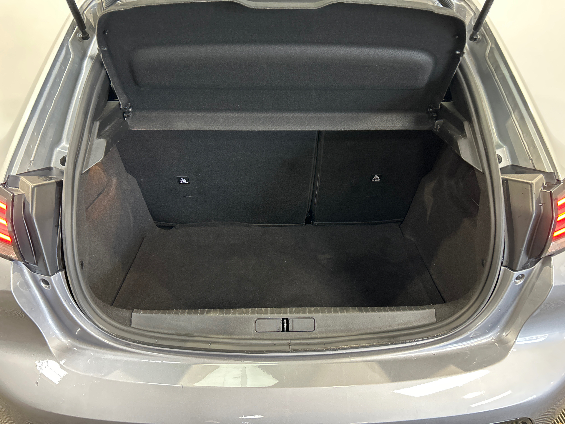 PEUGEOT 208 ALL PT100 BVM