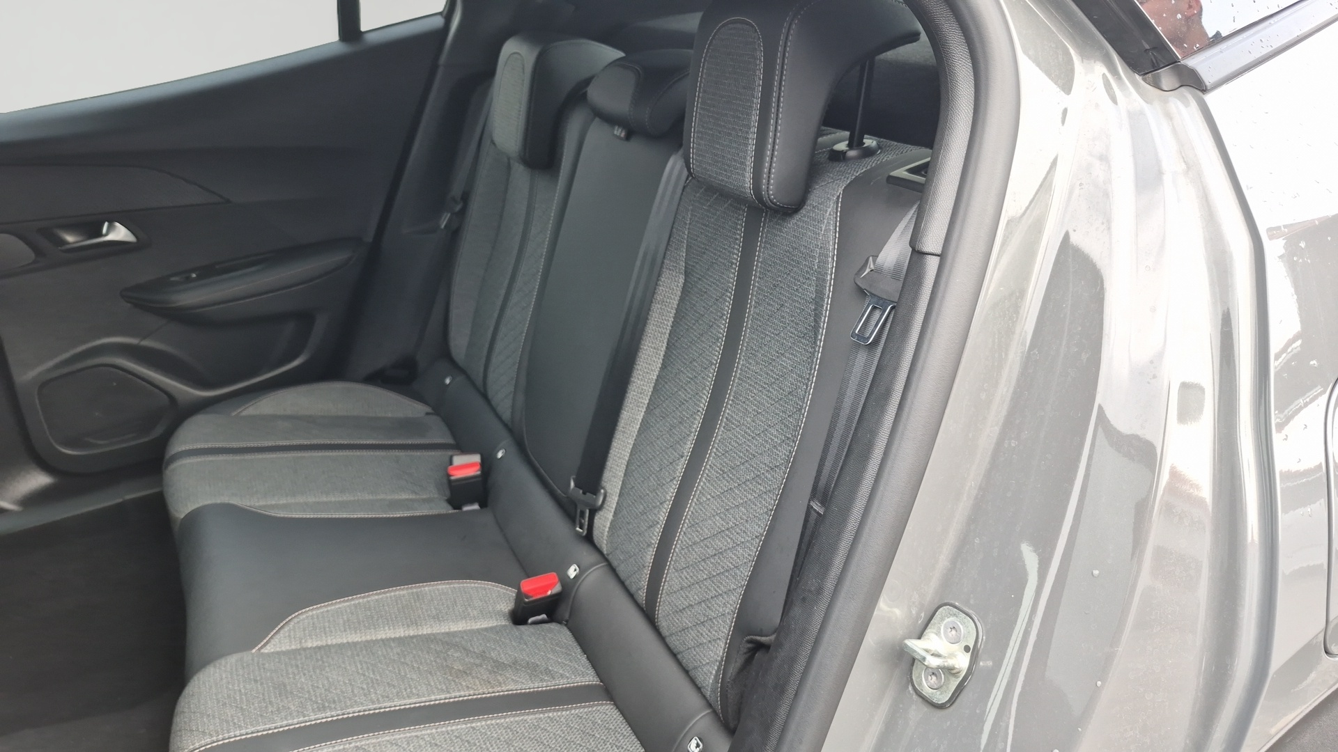 PEUGEOT 2008 ALLURE PURETECH 100 S&S BVM6