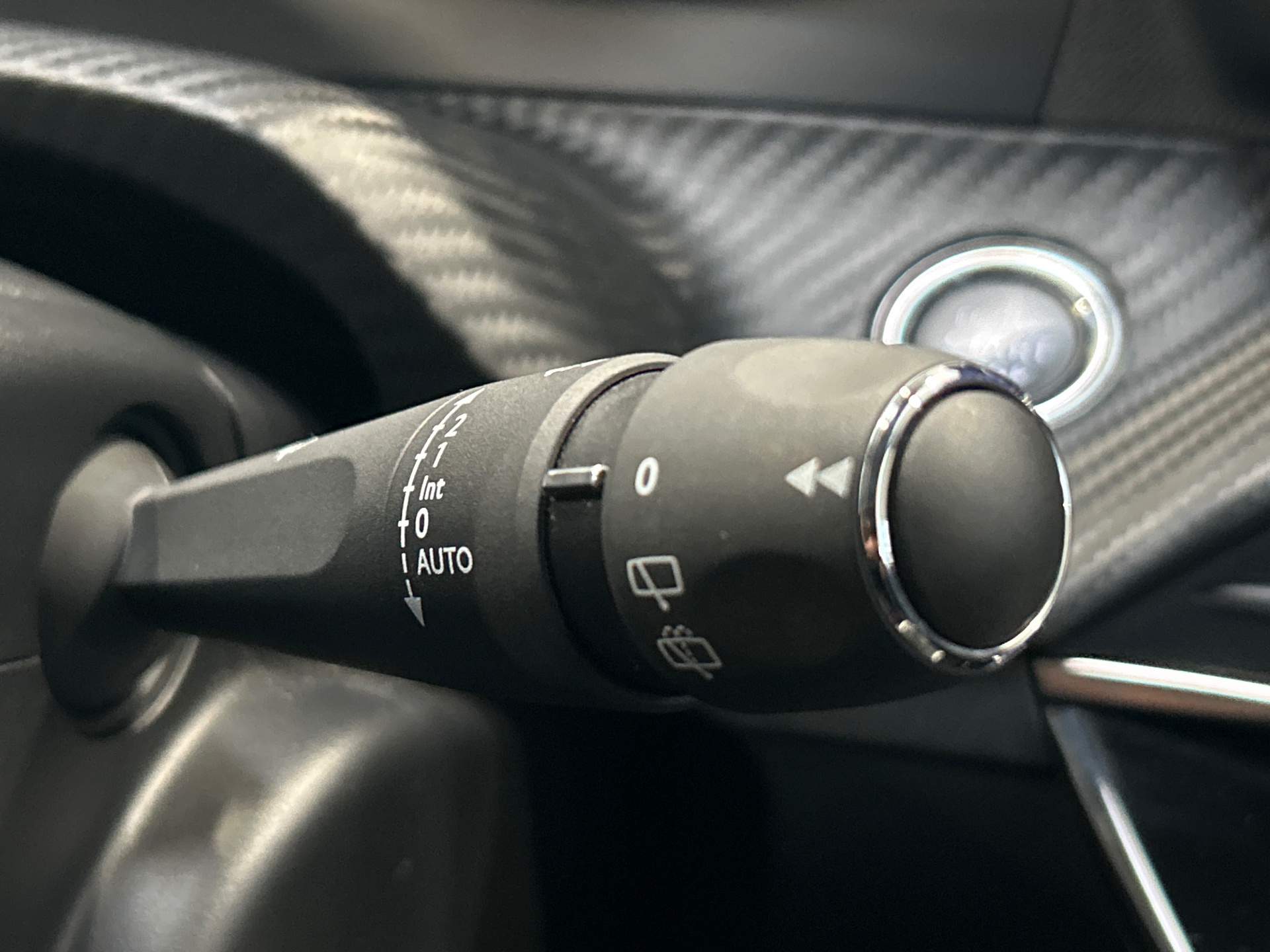 PEUGEOT 208 ALL PT100 BVM