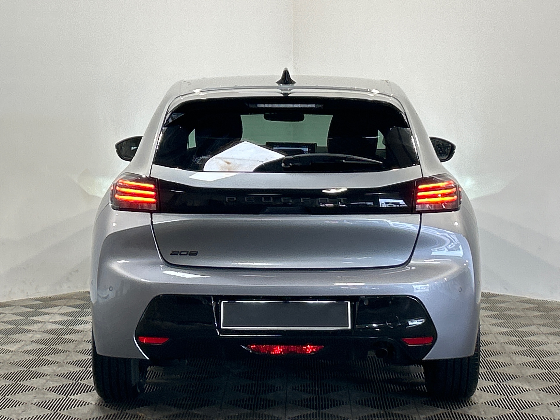 PEUGEOT 208 ALL PT100 BVM