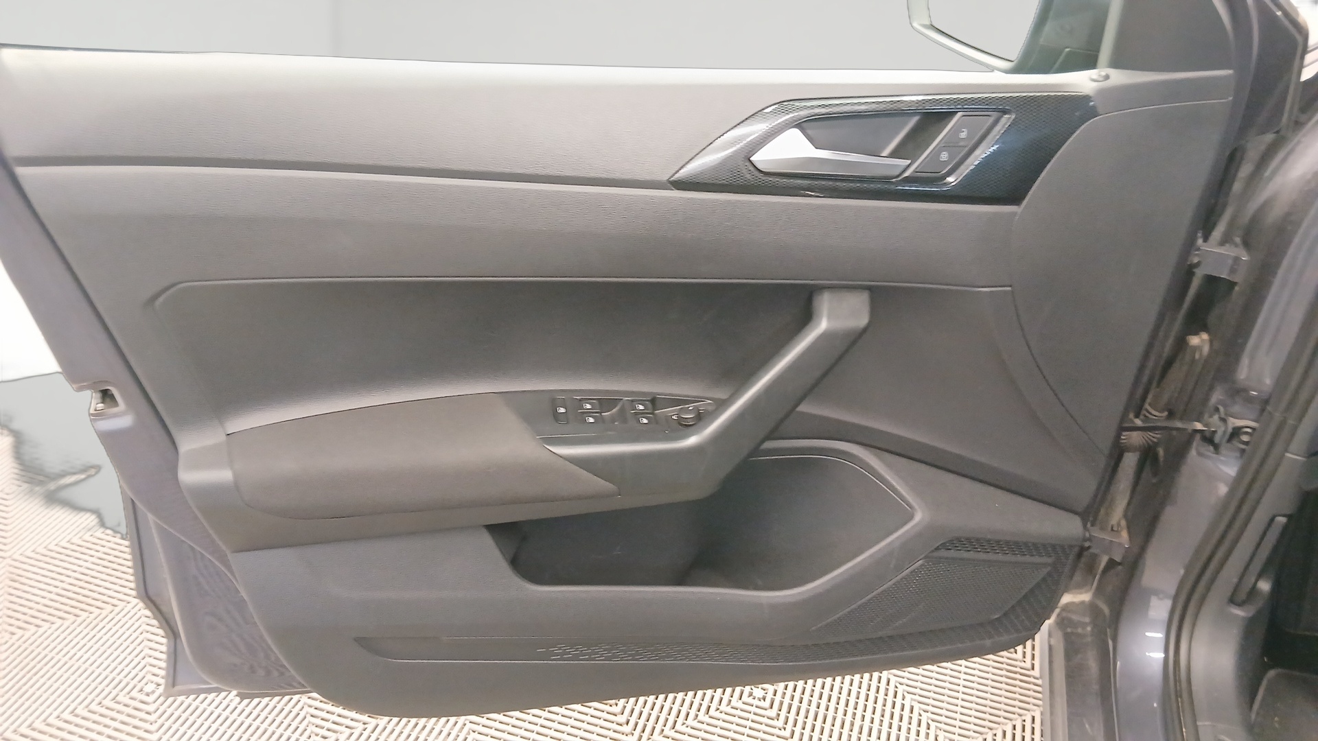 VOLKSWAGEN POLO Life 1.0 TSI 95