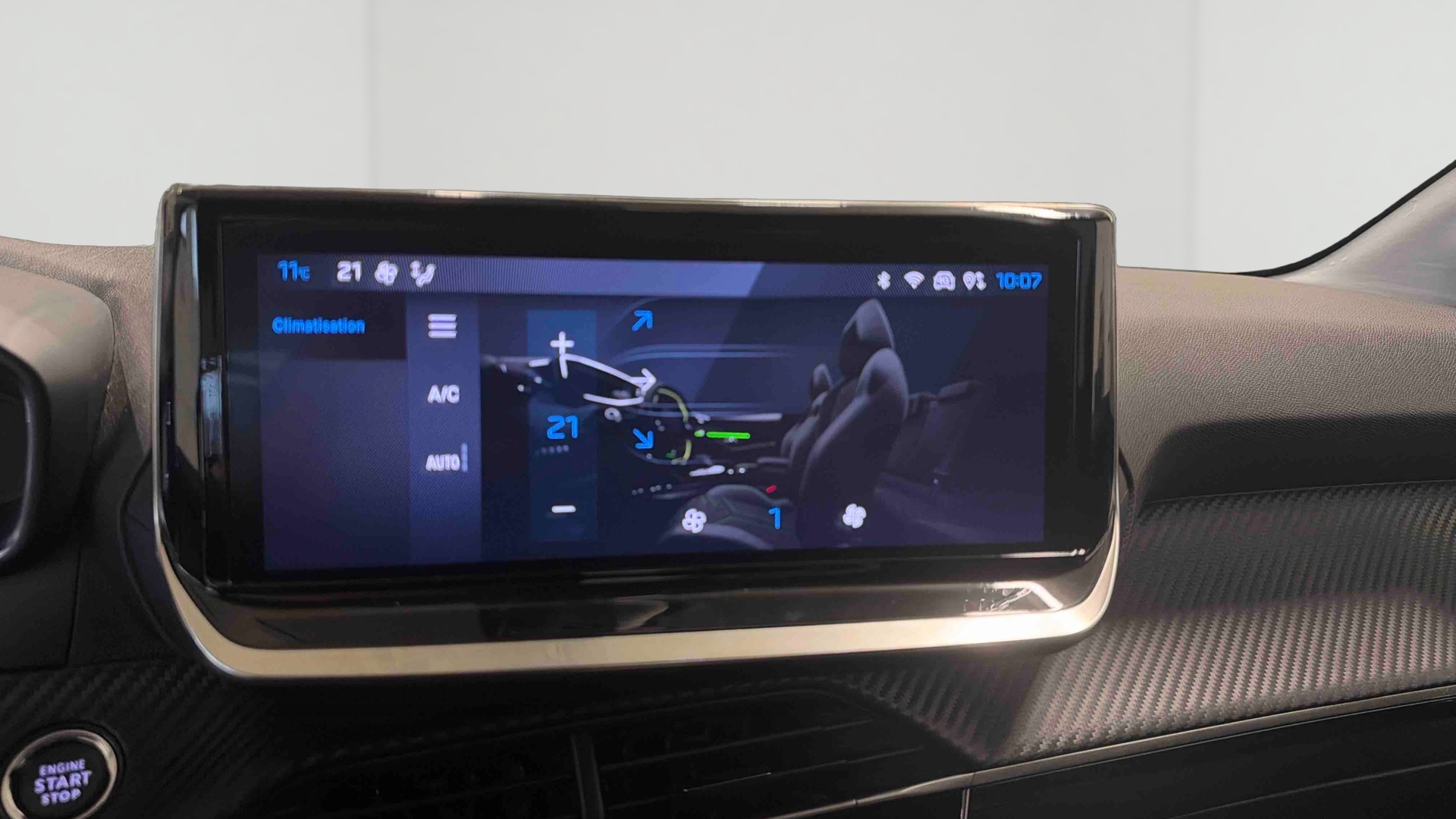 PEUGEOT 208 ALL PT100 BVM