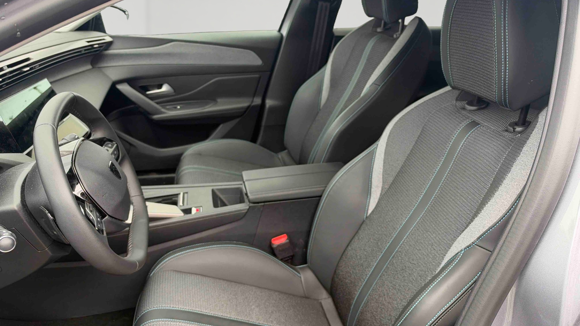 PEUGEOT 308 Allure Hybrid 145 ch e-DCS6
