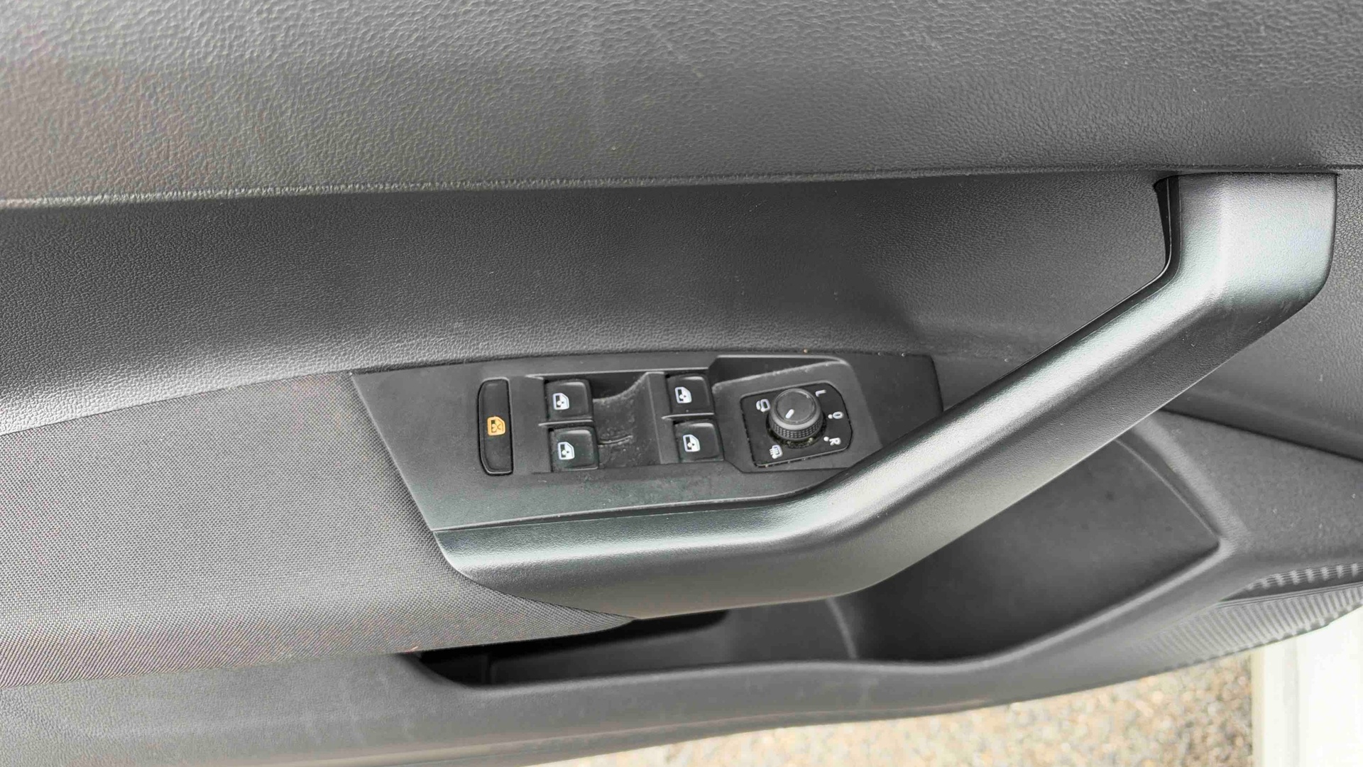 VOLKSWAGEN POLO Edition 1.0 TSI 95 DSG