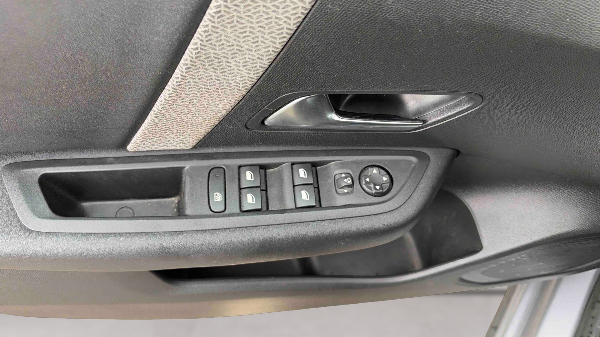CITROEN C4 PURETECH 130CH.BVM PLUS