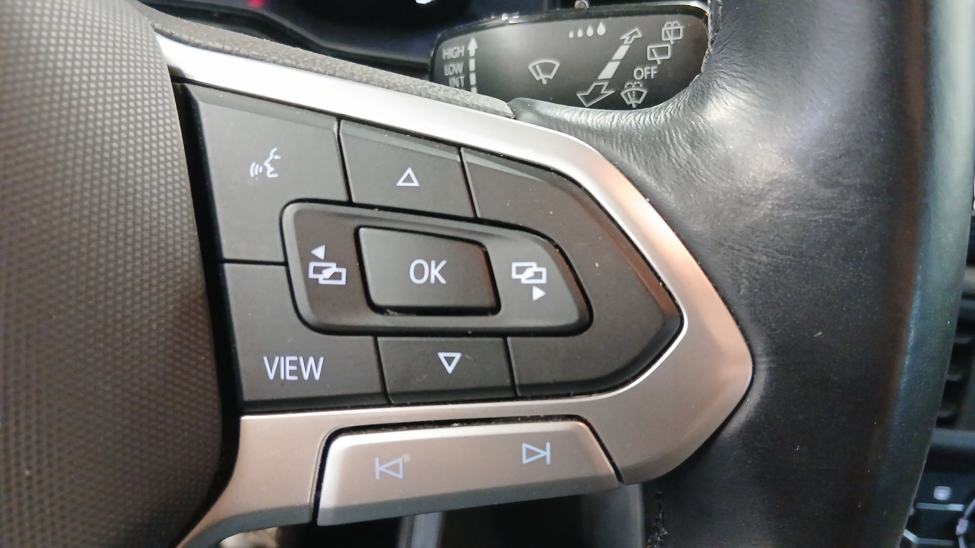 VOLKSWAGEN POLO Life 1.0 TSI 95