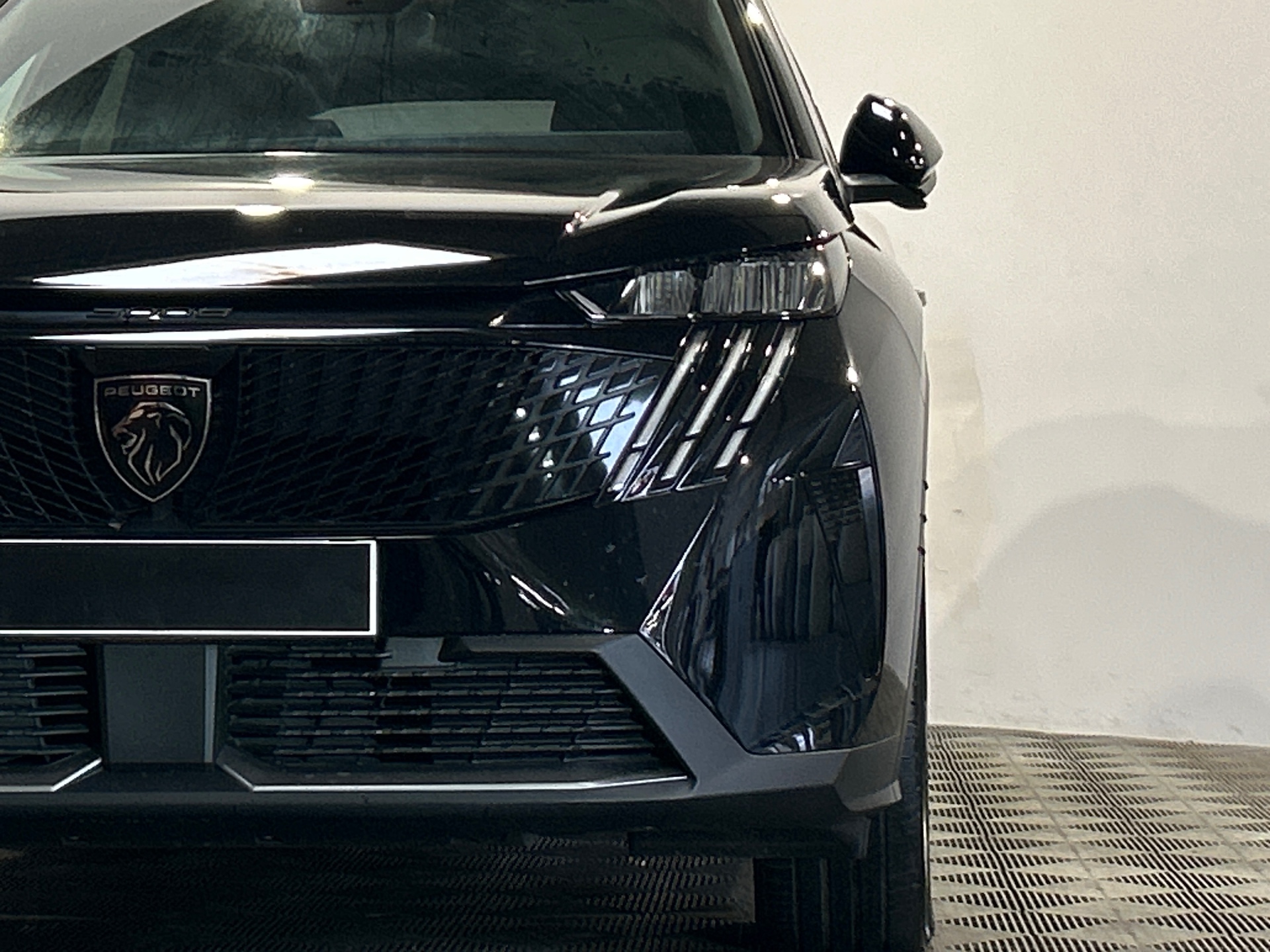 PEUGEOT 3008 Allure Hybrid 145 ch e-DCS6