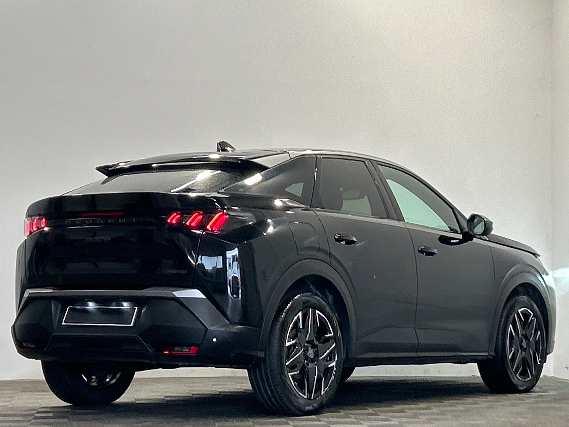 PEUGEOT 3008 Allure Hybrid 145 ch e-DCS6