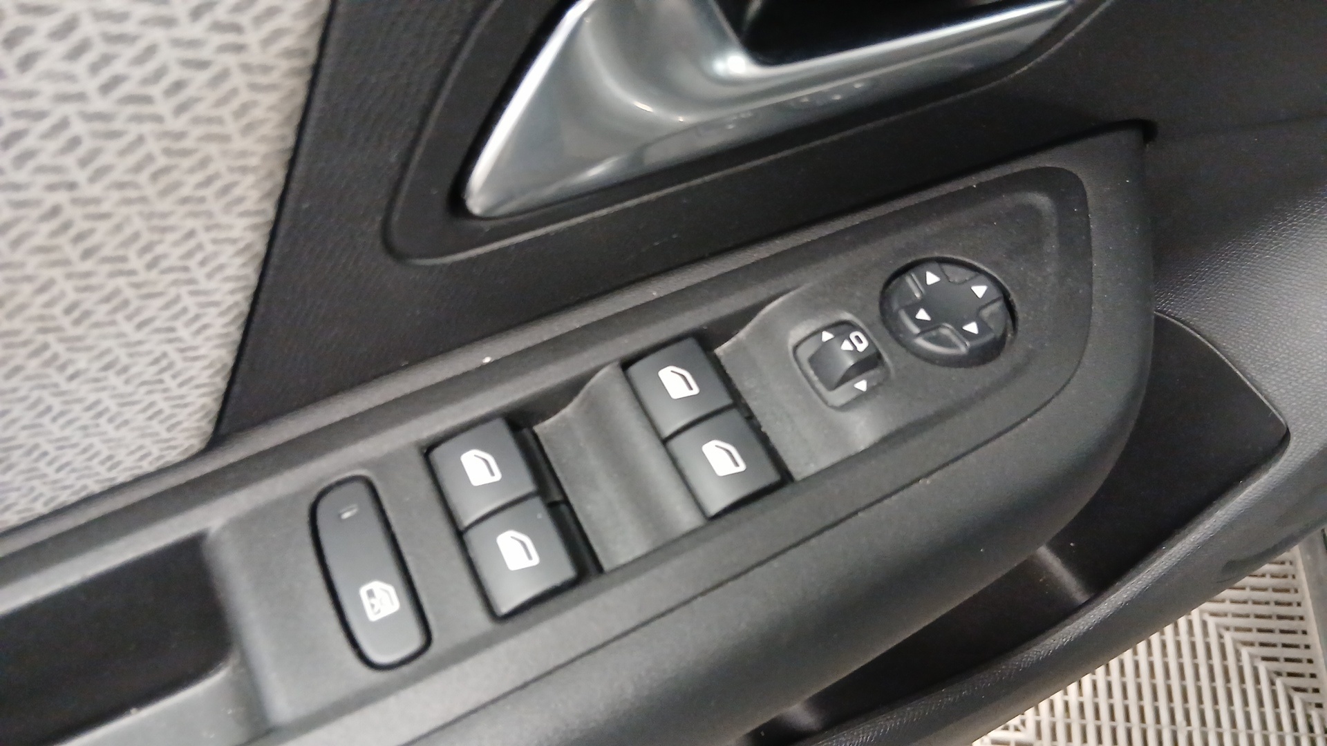 CITROEN C4 PureTech 130 EAT8 Max