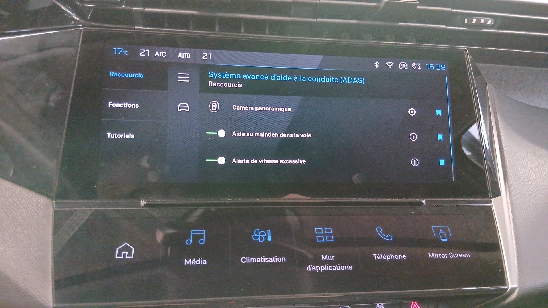 PEUGEOT 308 ALLURE HYBRID 180 E-EAT8