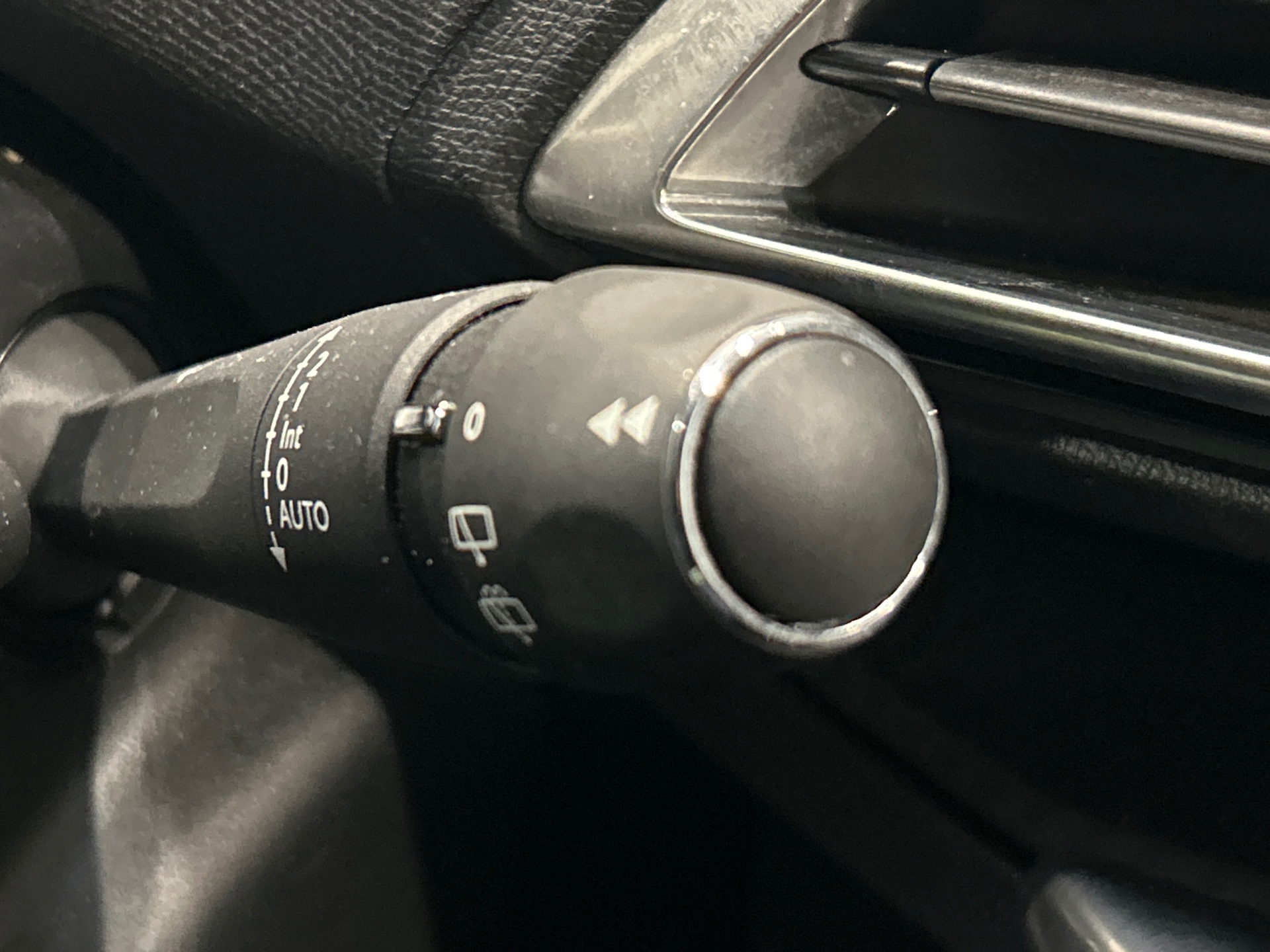 PEUGEOT 3008 ALLUREPK PLUG-IN HYB180 E-EAT8