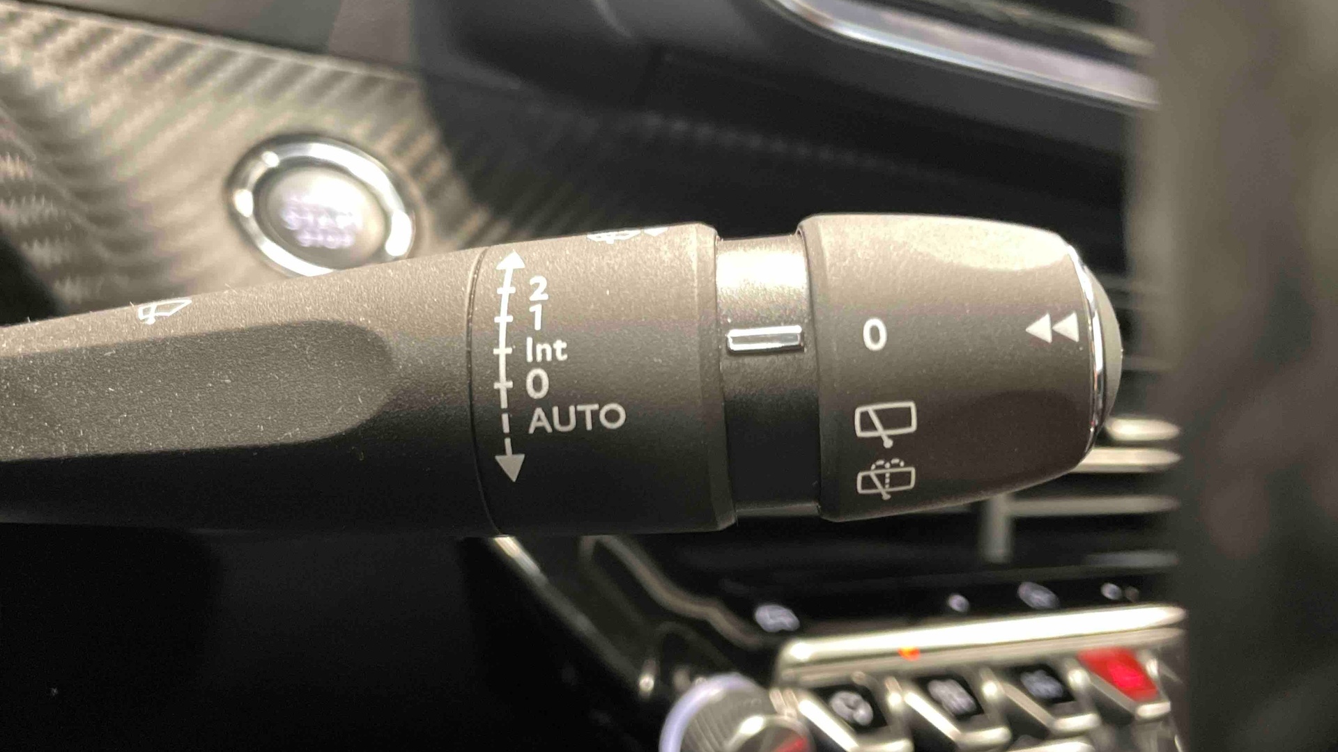 PEUGEOT 208 ALLURE PURETECH 100 S&S BVM6