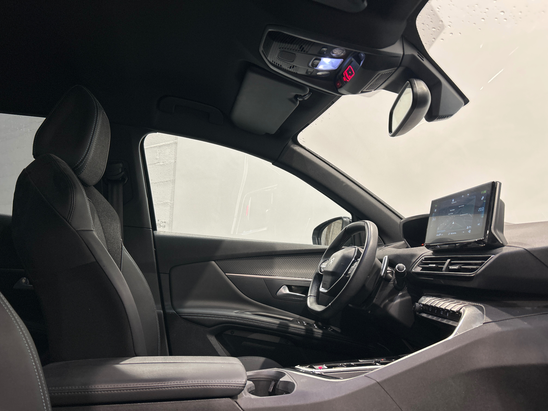 PEUGEOT 3008 ALLUREPK PLUG-IN HYB180 E-EAT8