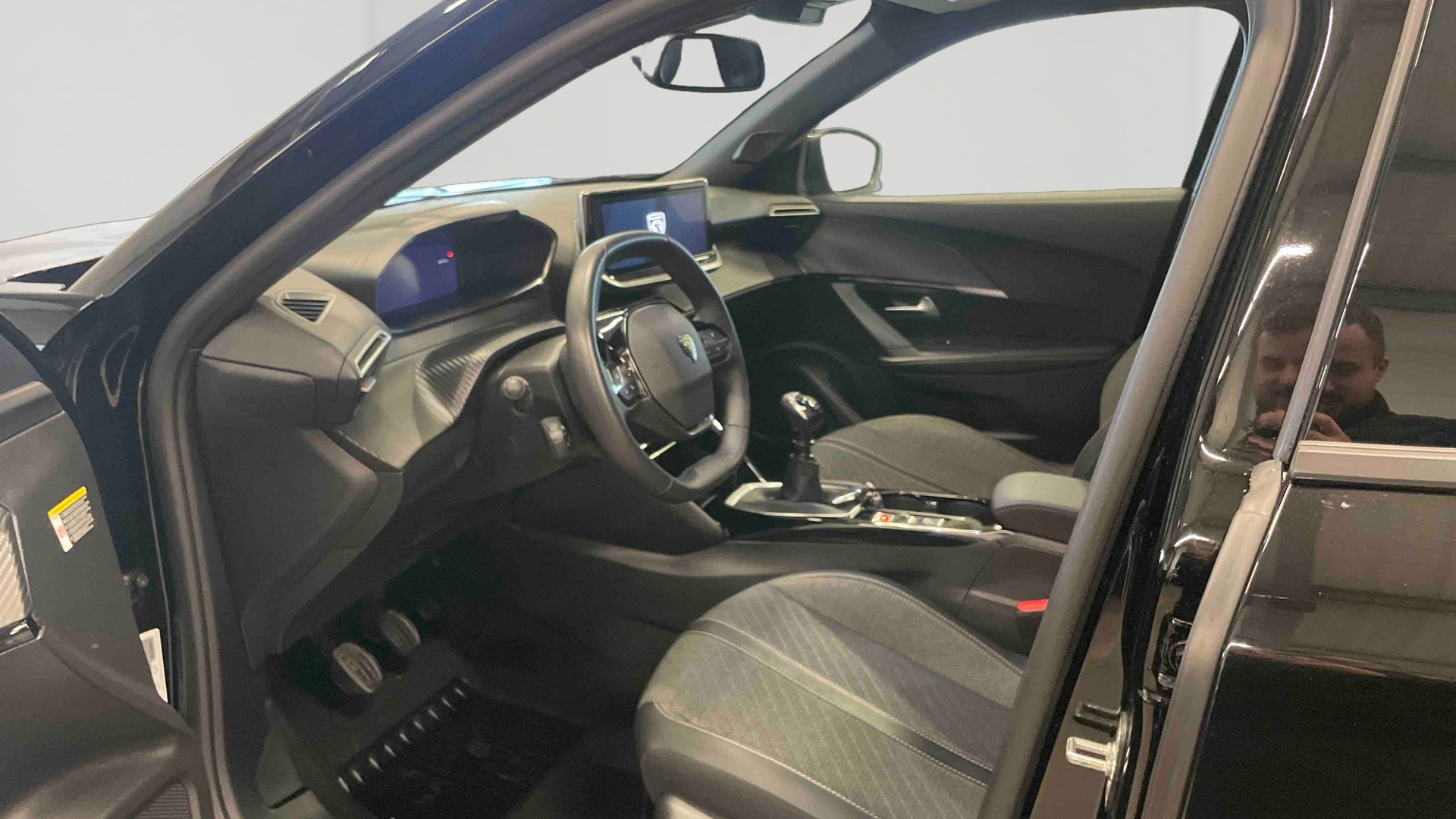 PEUGEOT 2008 100 S&S BVM6 Allure
