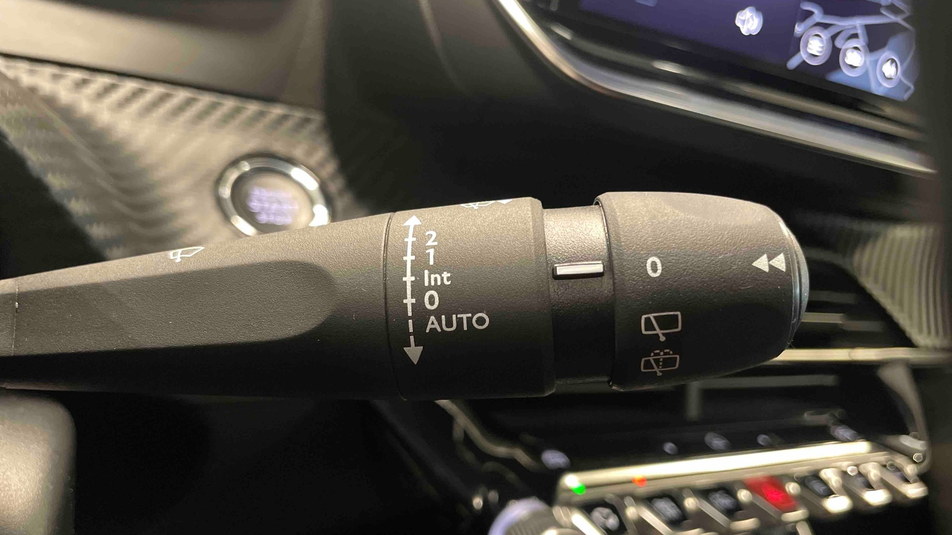 PEUGEOT 2008 100 S&S BVM6 Allure