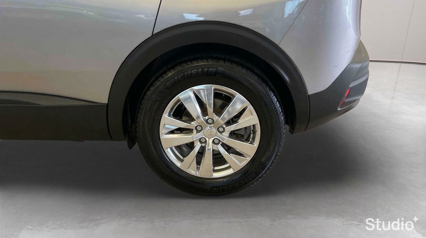 PEUGEOT 3008 BlueHDi 130ch S&S EAT8 Active Pack