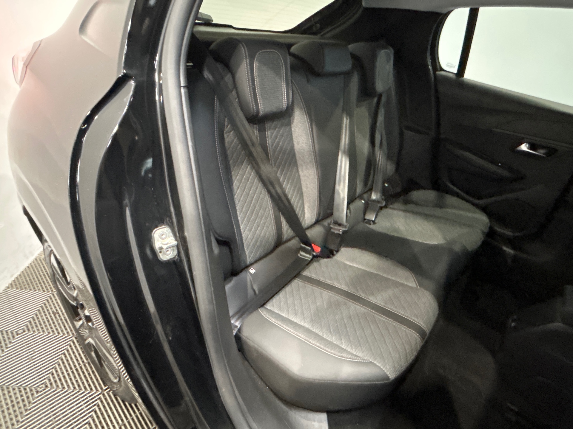 PEUGEOT 208 ALL PT100 BVM
