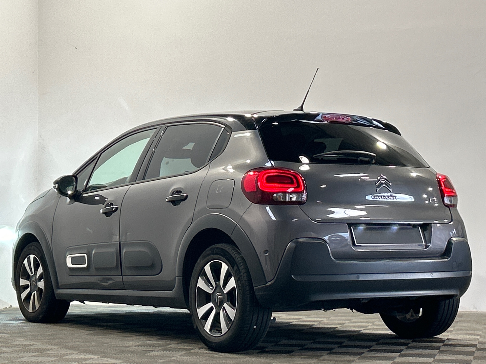 CITROEN C3 PureTech 110 S&S BVM6 Shine