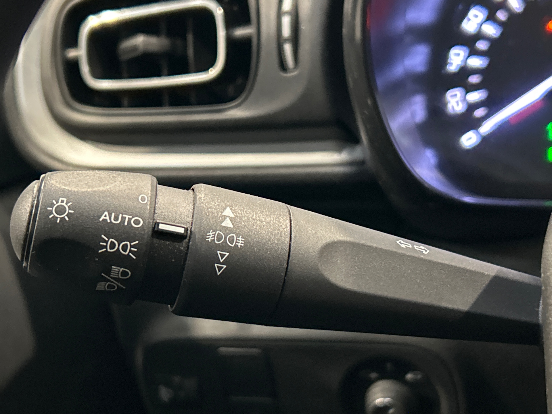 CITROEN C3 PureTech 110 S&S BVM6 Shine