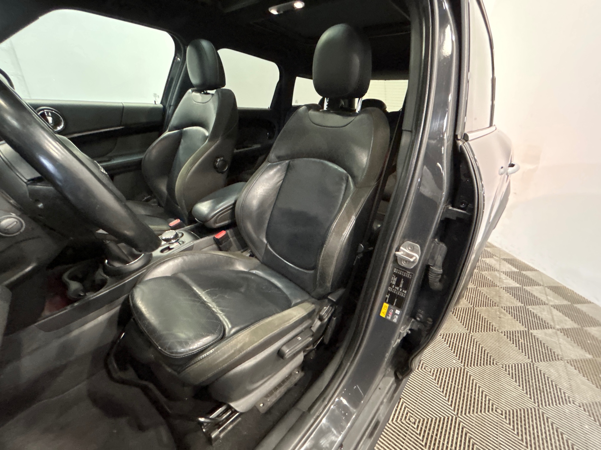 MINI COUNTRYMAN F60 Cooper SE 136ch + 88ch Exquisite ALL4 BVA