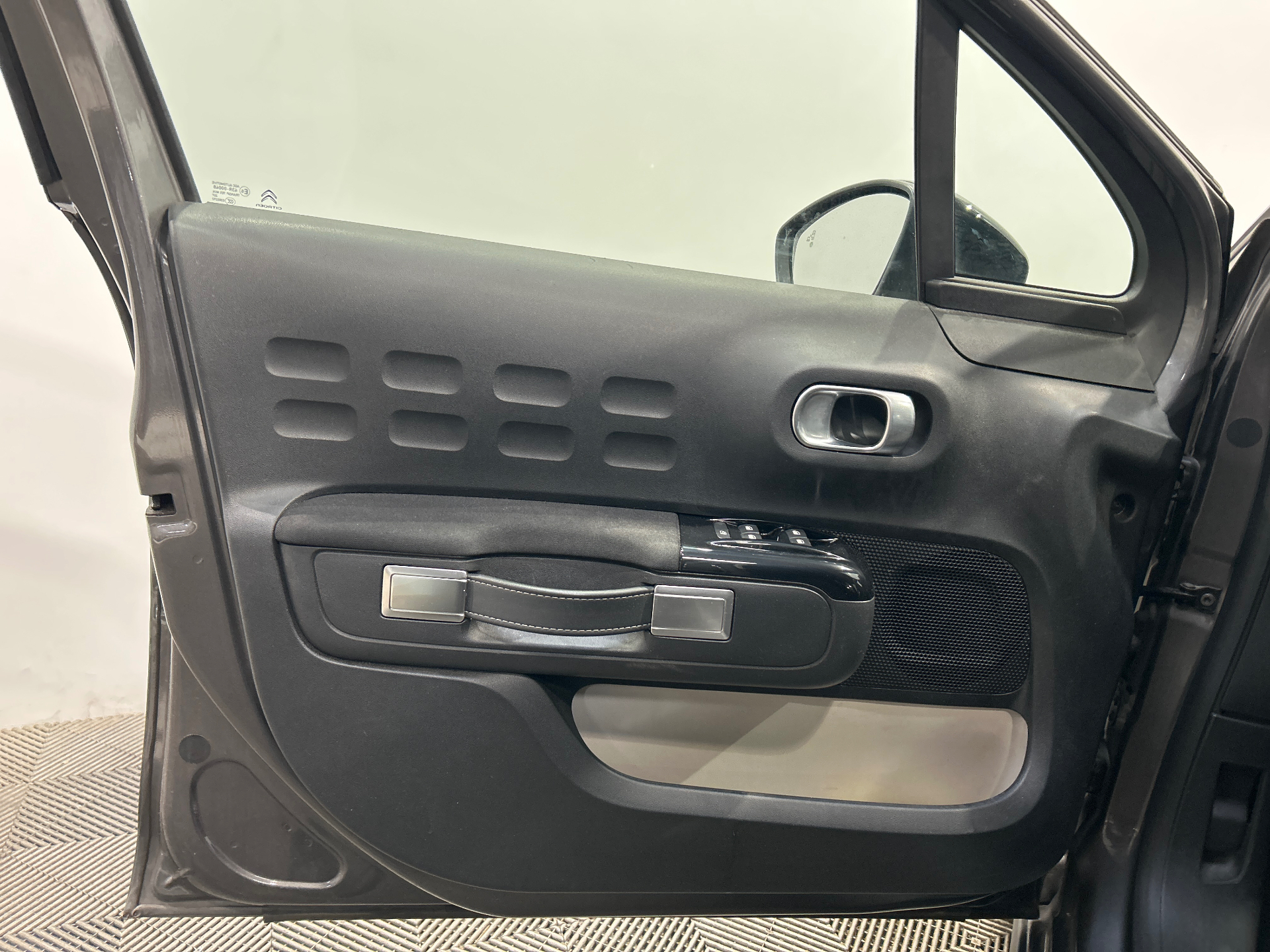 CITROEN C3 PureTech 110 S&S BVM6 Shine