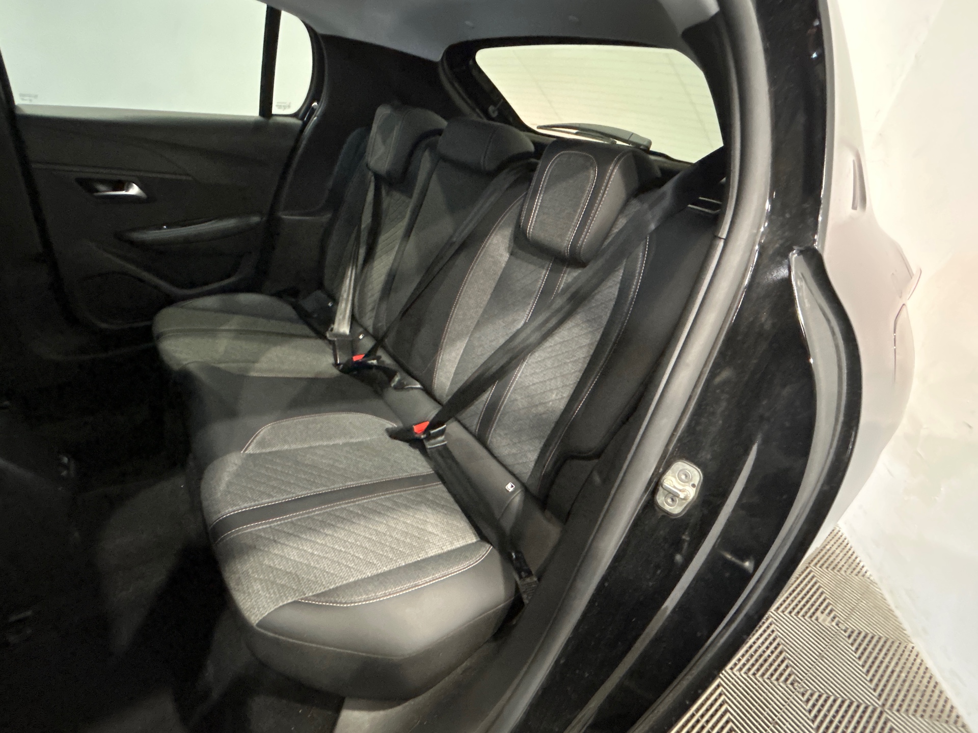 PEUGEOT 208 ALL PT100 BVM
