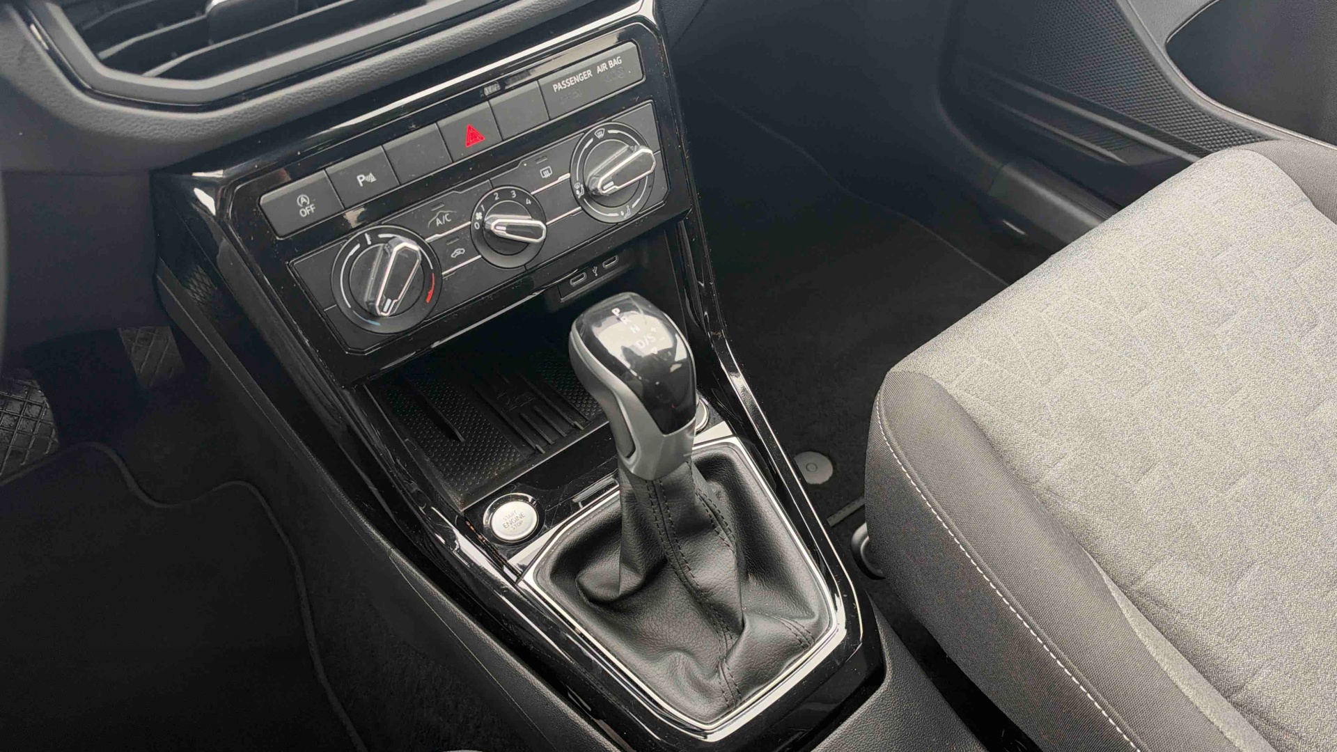 VOLKSWAGEN T-CROSS Edition 1.0 TSI 116 DSG