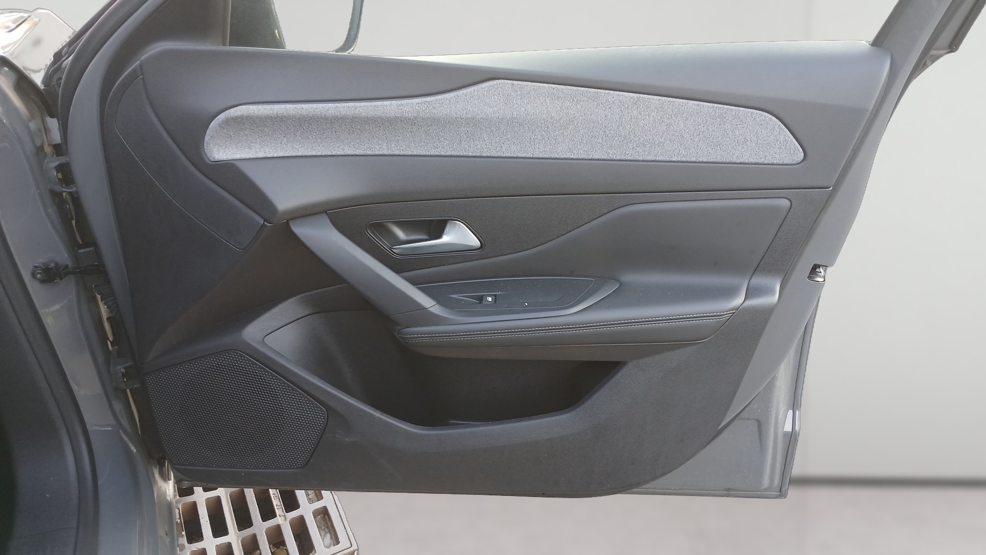 PEUGEOT 308 Allure BlueHDI 130 ch S&S EAT8