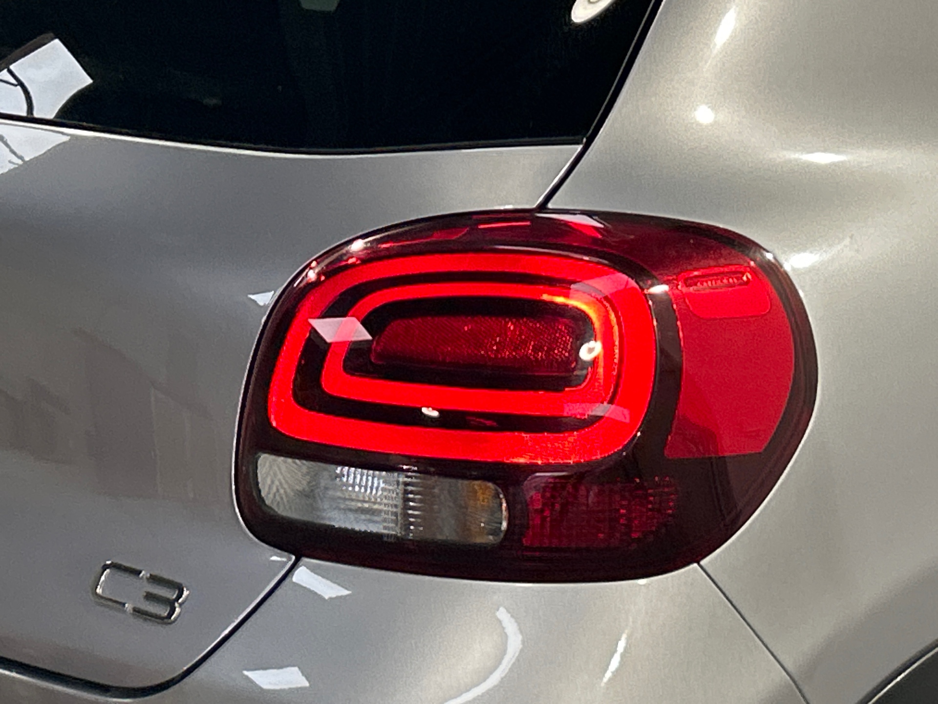 CITROEN C3 PURETECH 110 S&S EAT6 MAX