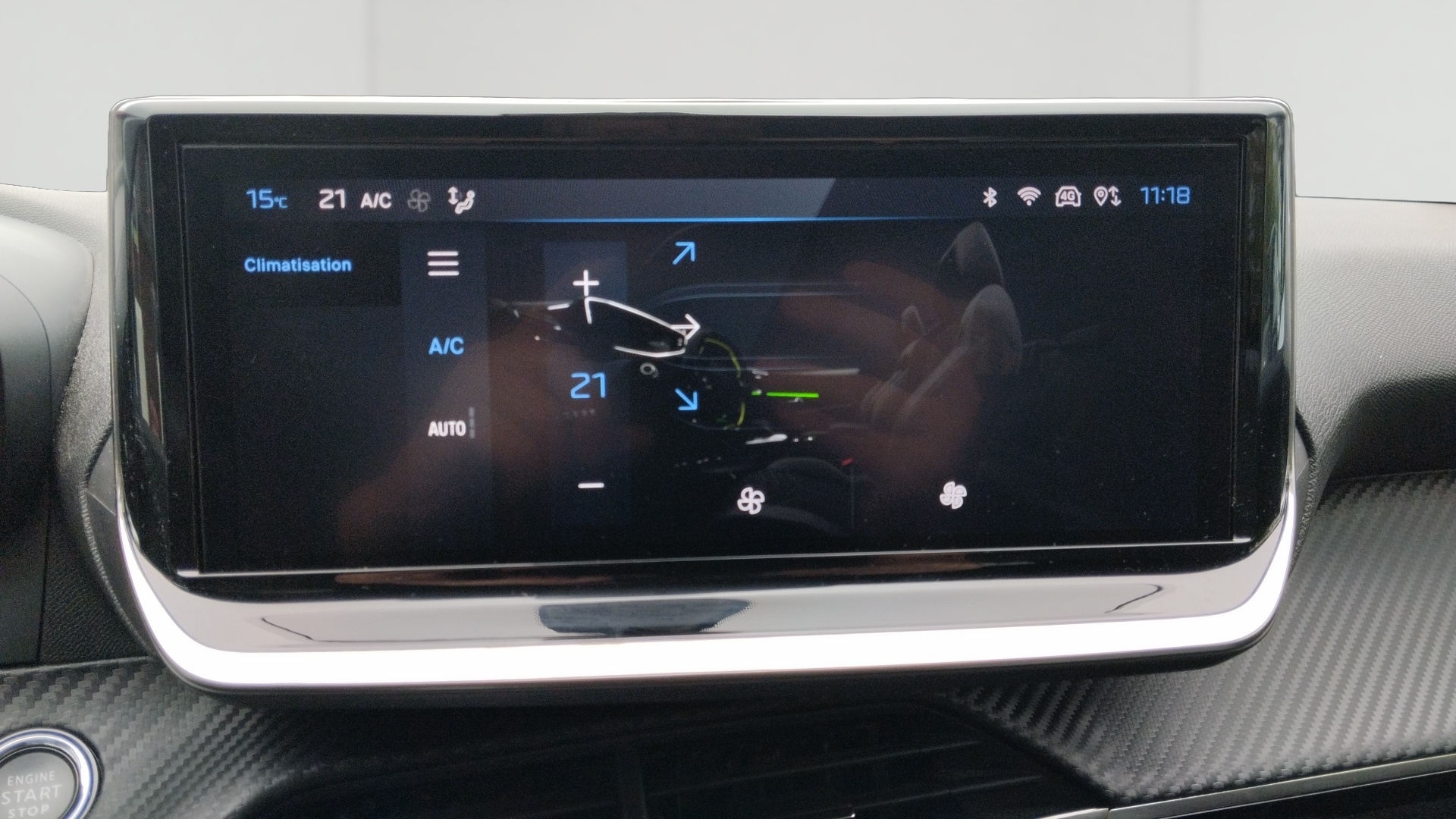 PEUGEOT 208 ALLURE PT100 BVM