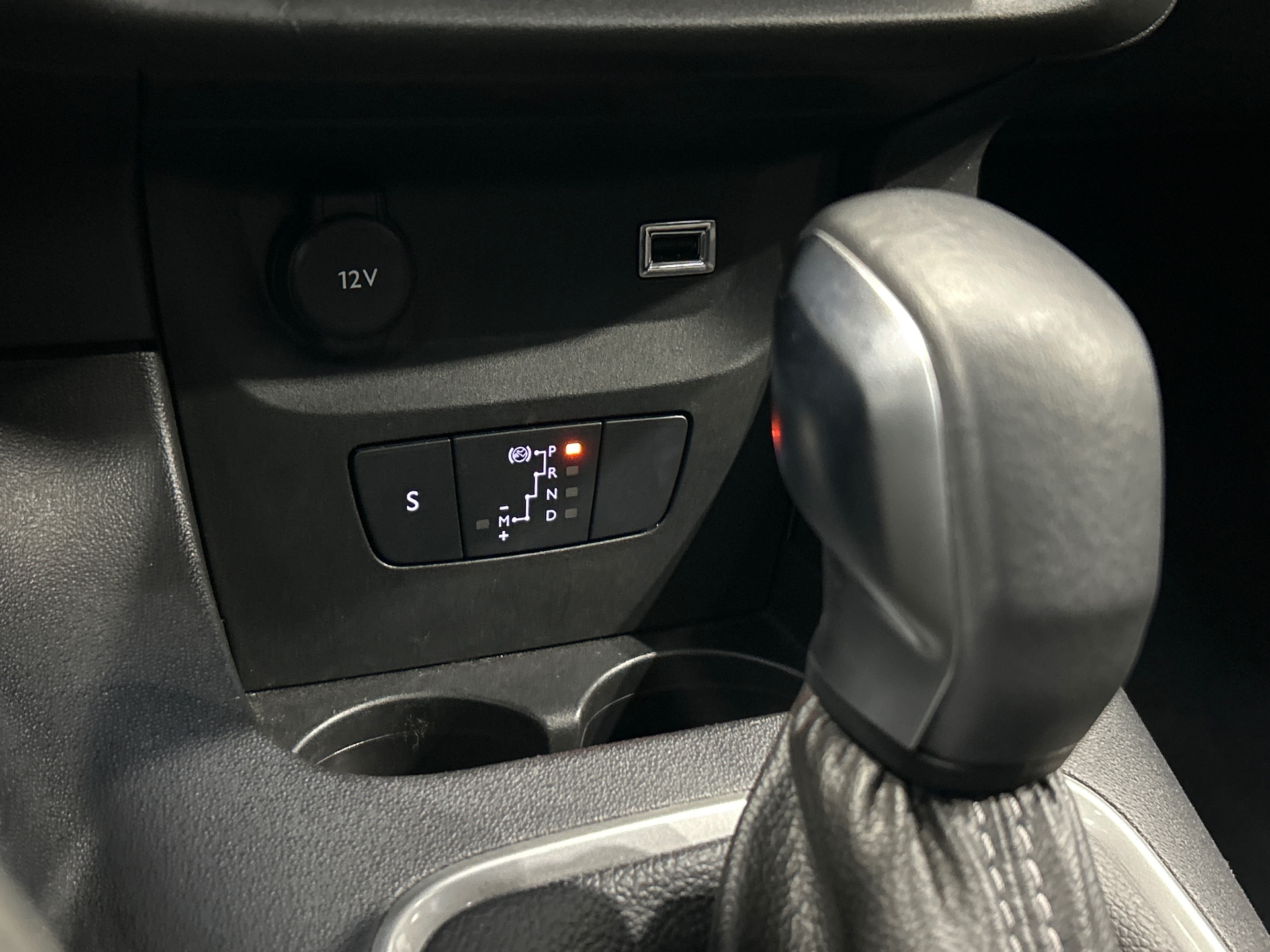 CITROEN C3 PURETECH 110 S&S EAT6 MAX