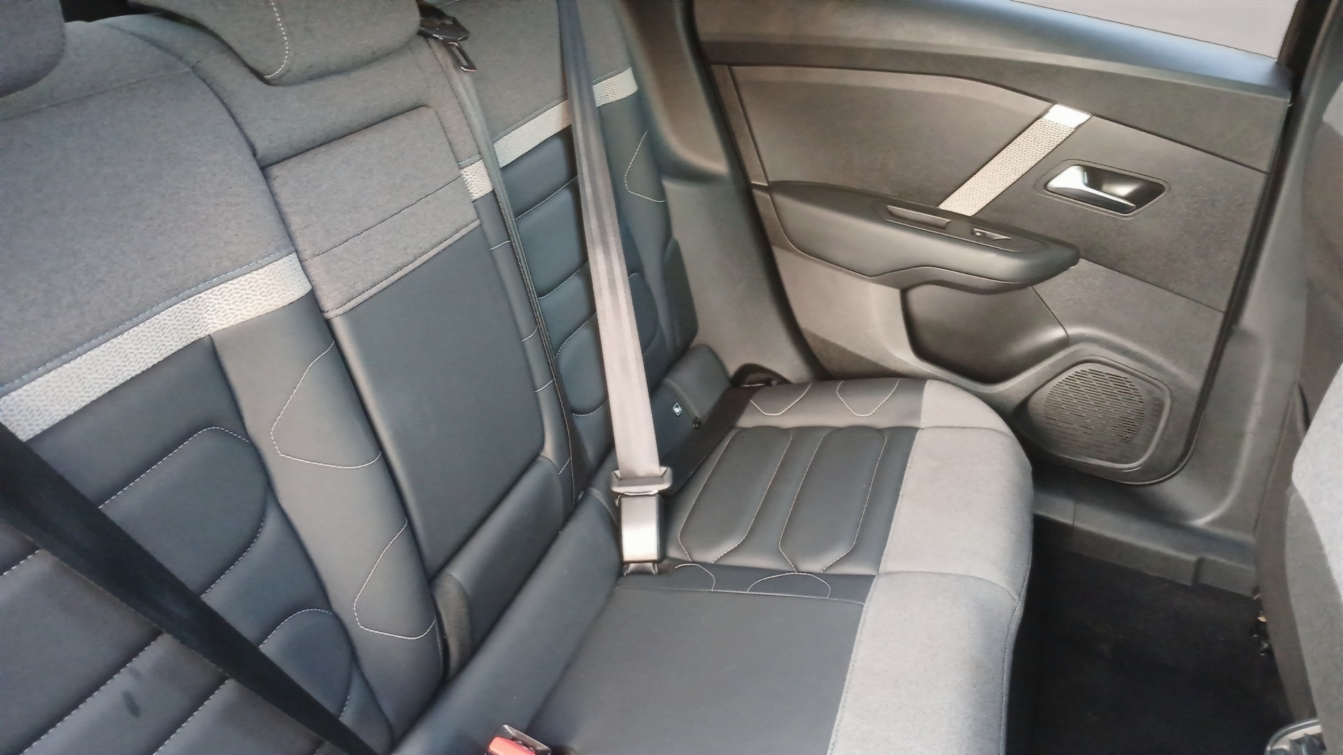 CITROEN C4 BHDI 130 S&S EAT8 MAX