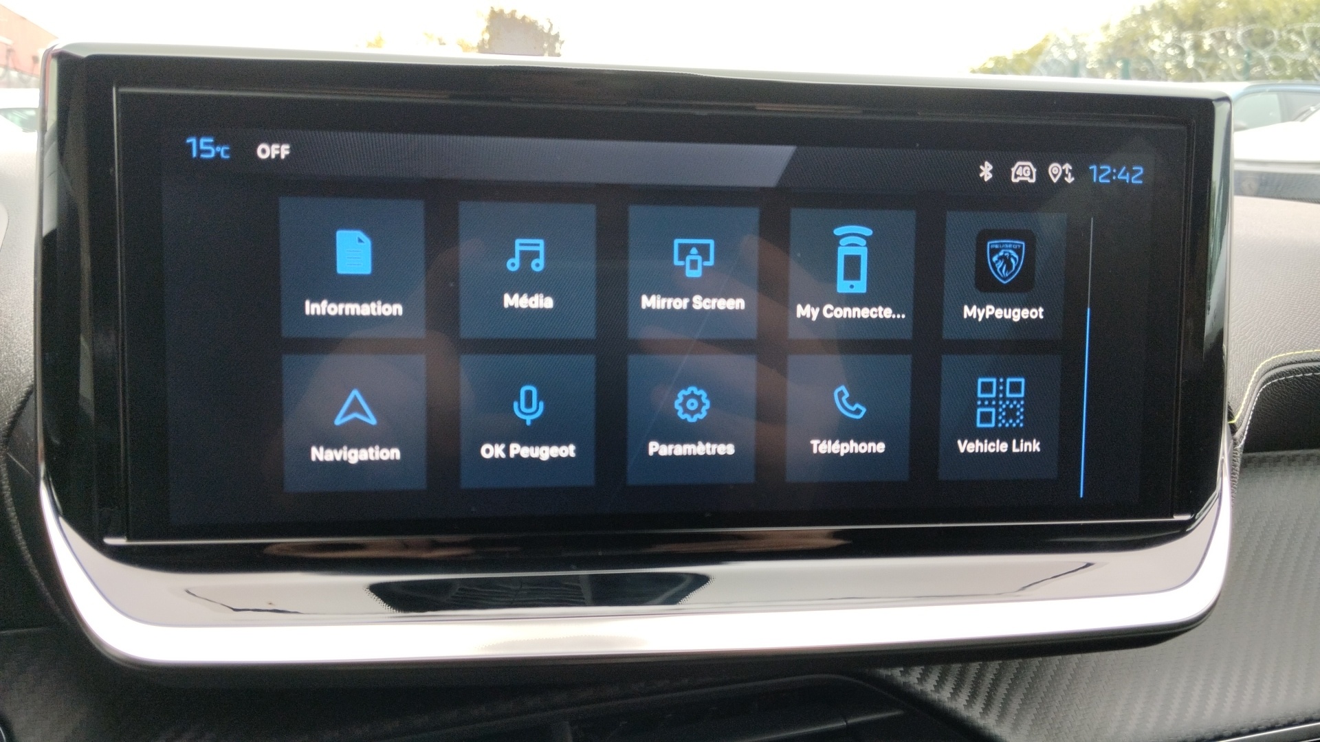 PEUGEOT 2008 Hybrid 145 ch e-DCS6 GT