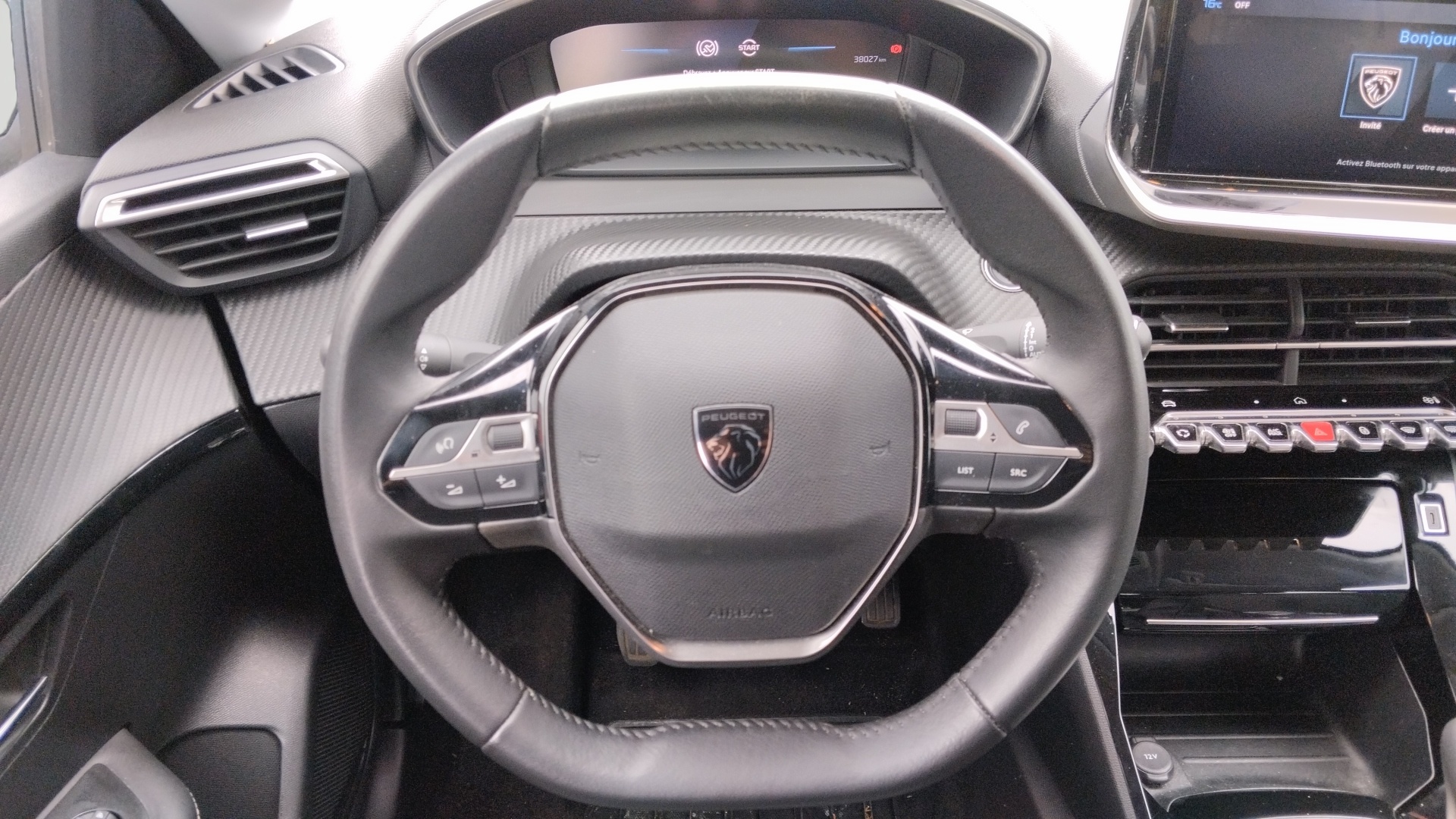 PEUGEOT 208 ALLURE PT100 BVM