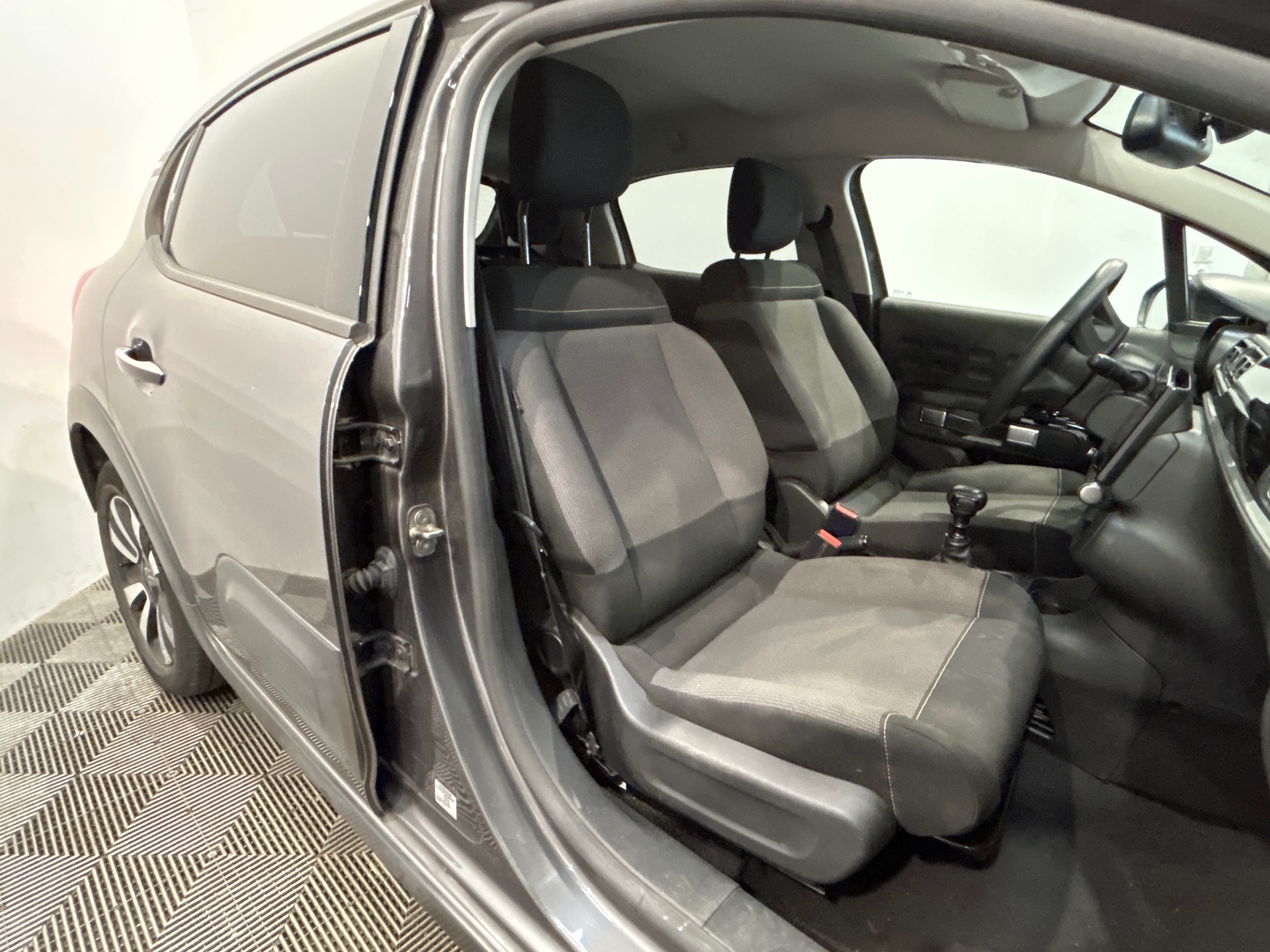 CITROEN C3 PureTech 110 S&S BVM6 Shine
