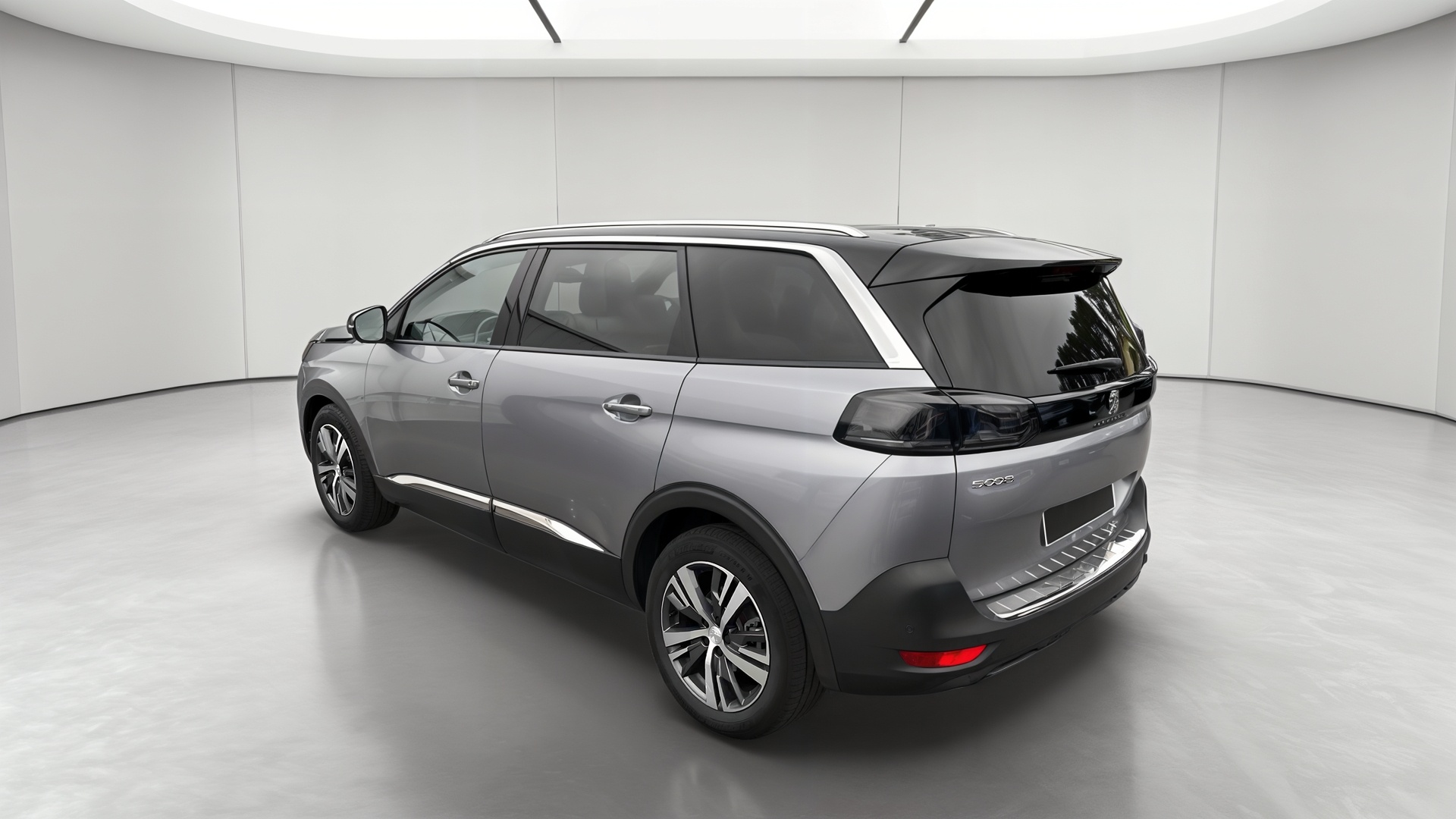 PEUGEOT 5008 Hybrid 136 e-DCS6 Allure Pack