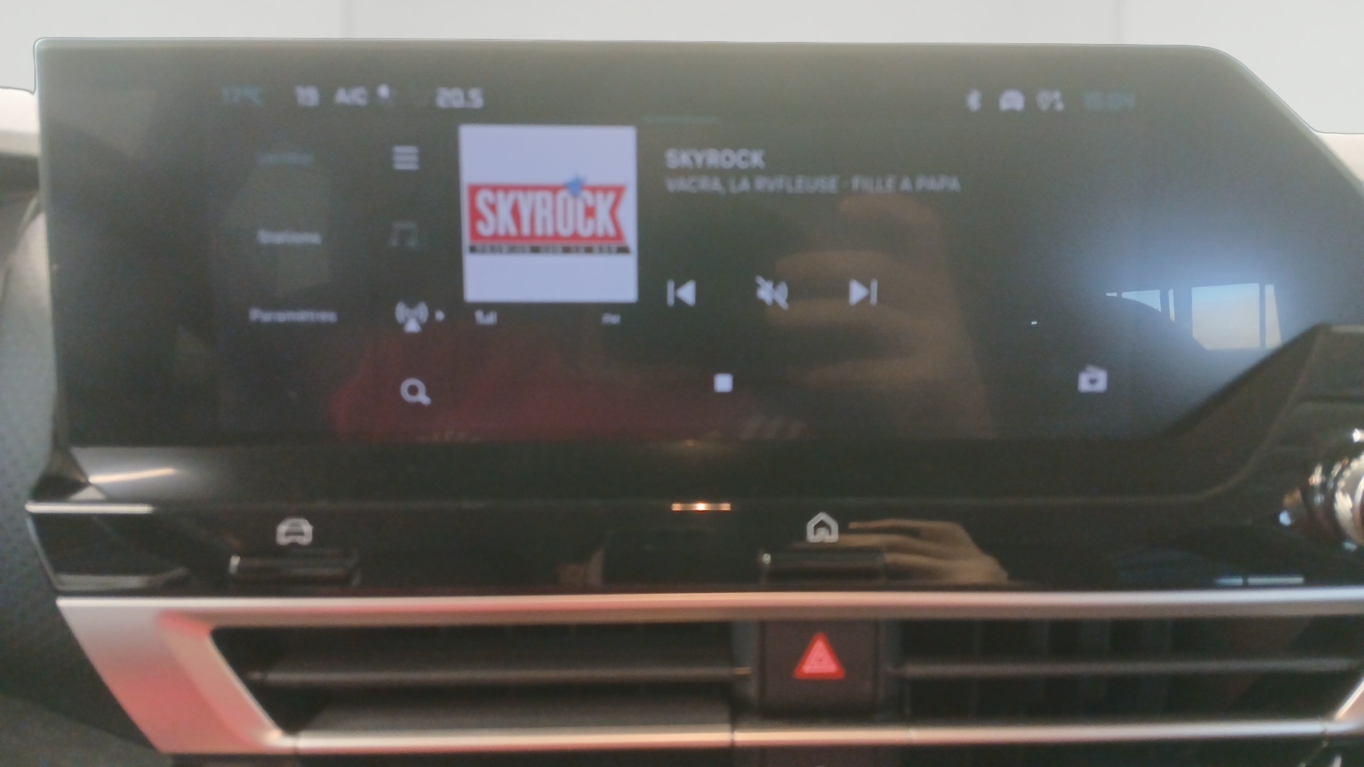 CITROEN C4 Hybride 136 e-DCS6 Plus