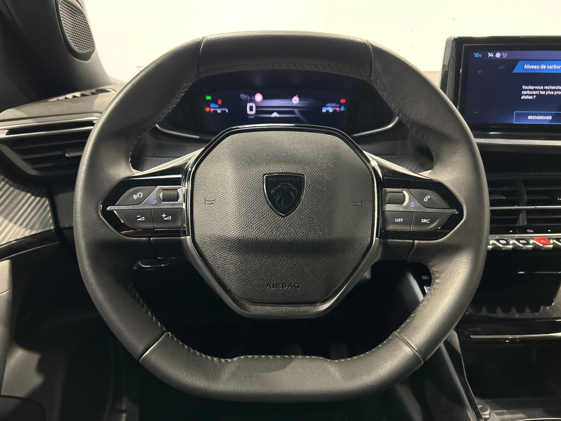 PEUGEOT 2008 ALLURE 100 CH BVM6