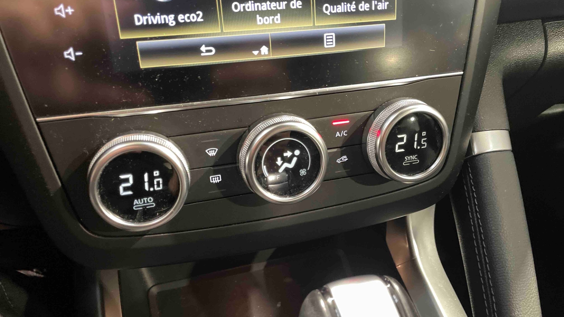 RENAULT KADJAR TCe 140 EDC Techno