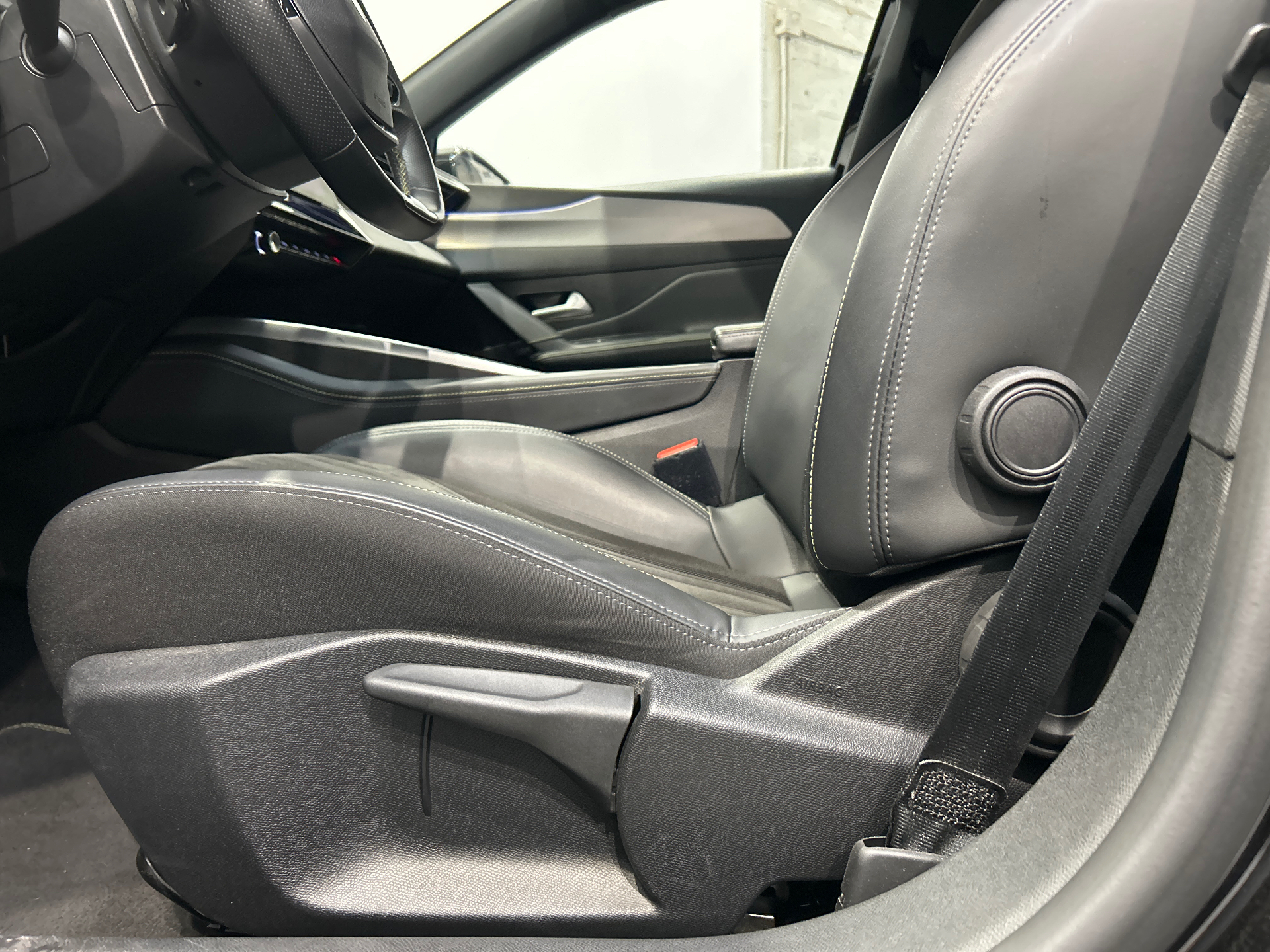 PEUGEOT 308 GT PureTech 130 S&S EAT8