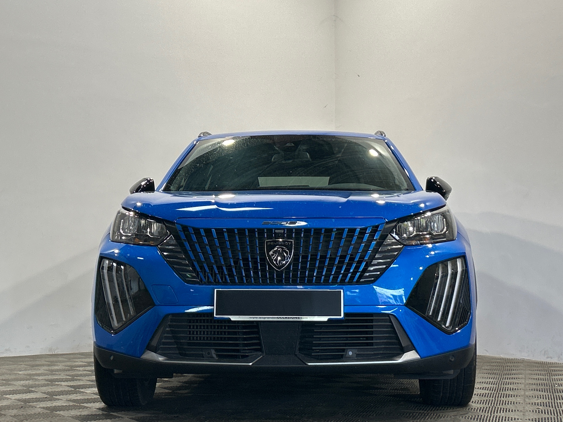 PEUGEOT 2008 ALLURE 100 CH BVM6