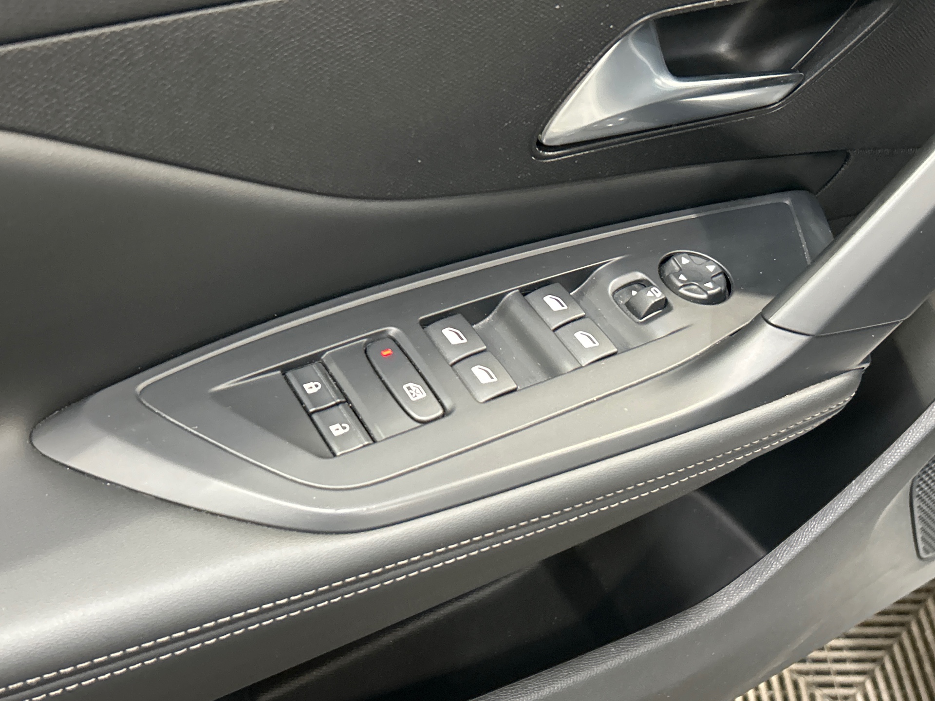 PEUGEOT 308 SW ALLURE BLUEHDI 130 S&S EAT8