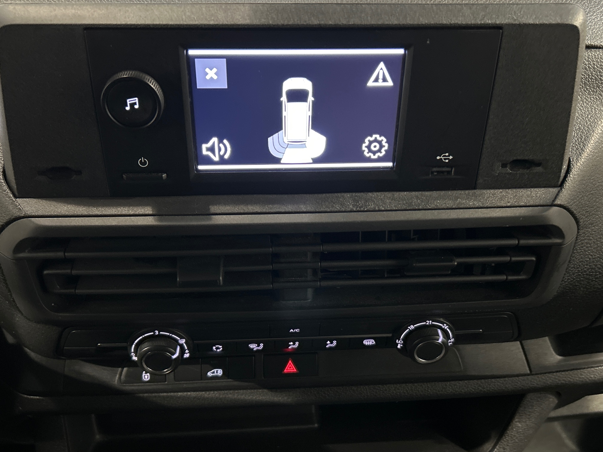 PEUGEOT EXPERT FOURGON Fourgon Taille M BlueHDi 120 S&S BVM6