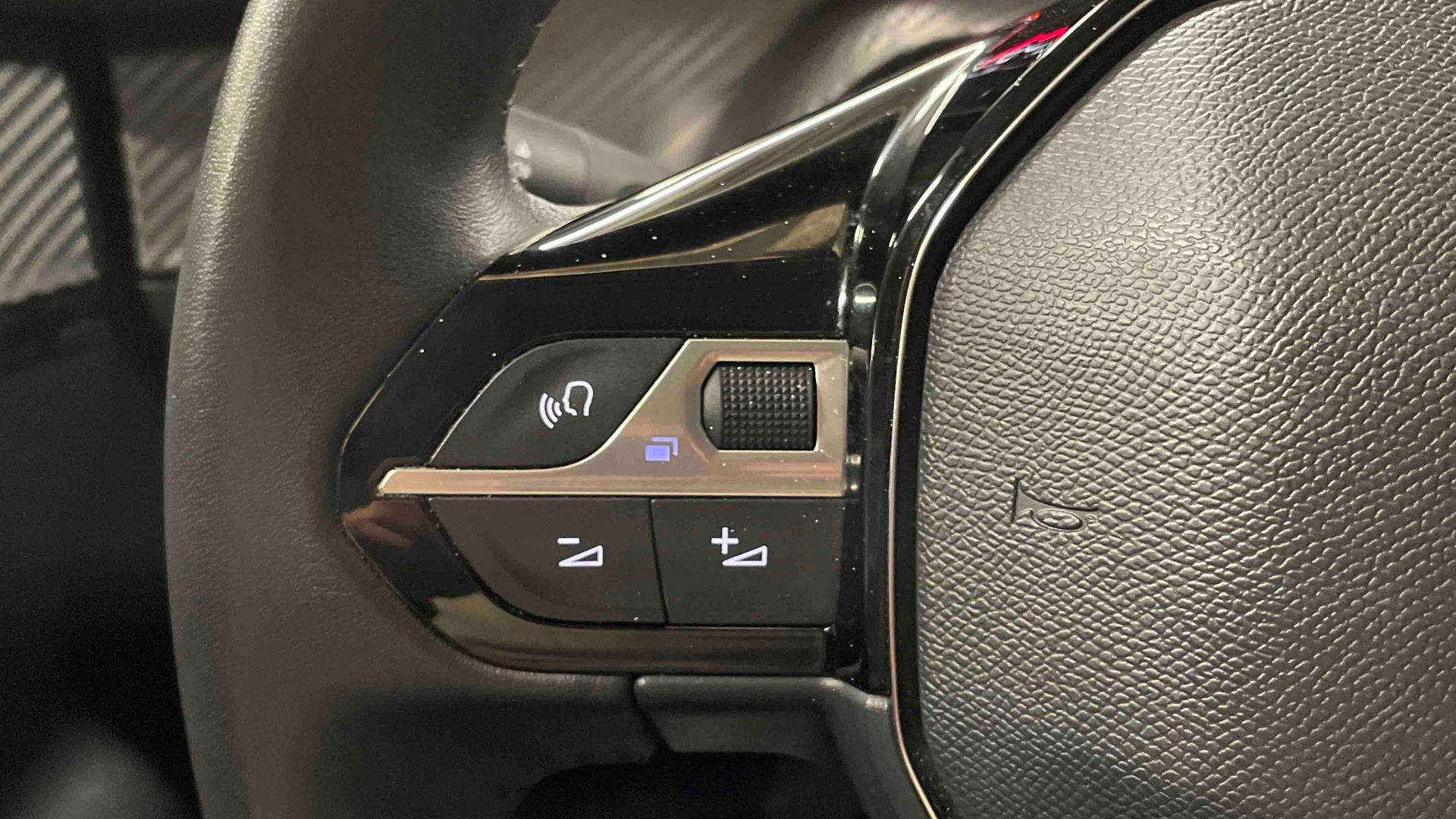 PEUGEOT 208 100 S&S BVM6 Style