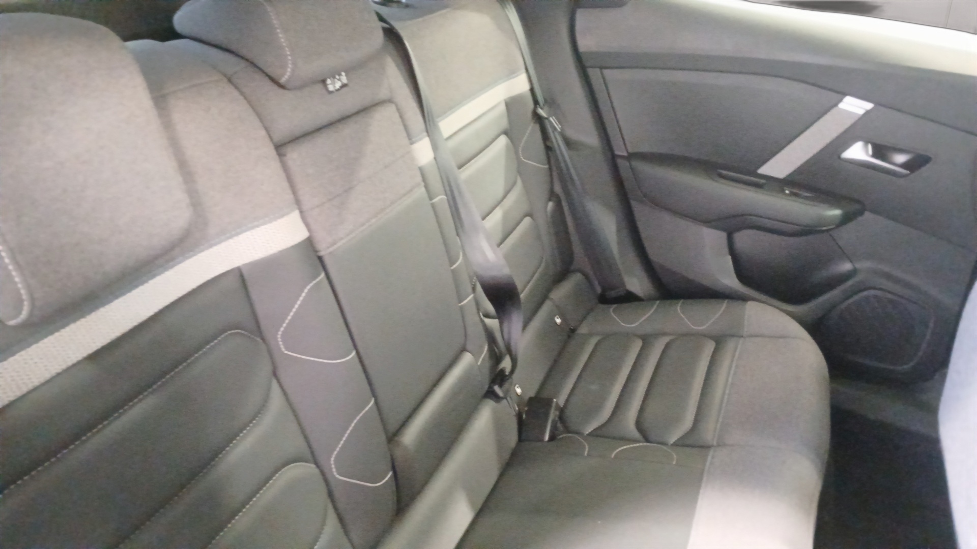 CITROEN C4 PureTech 130 EAT8 Max