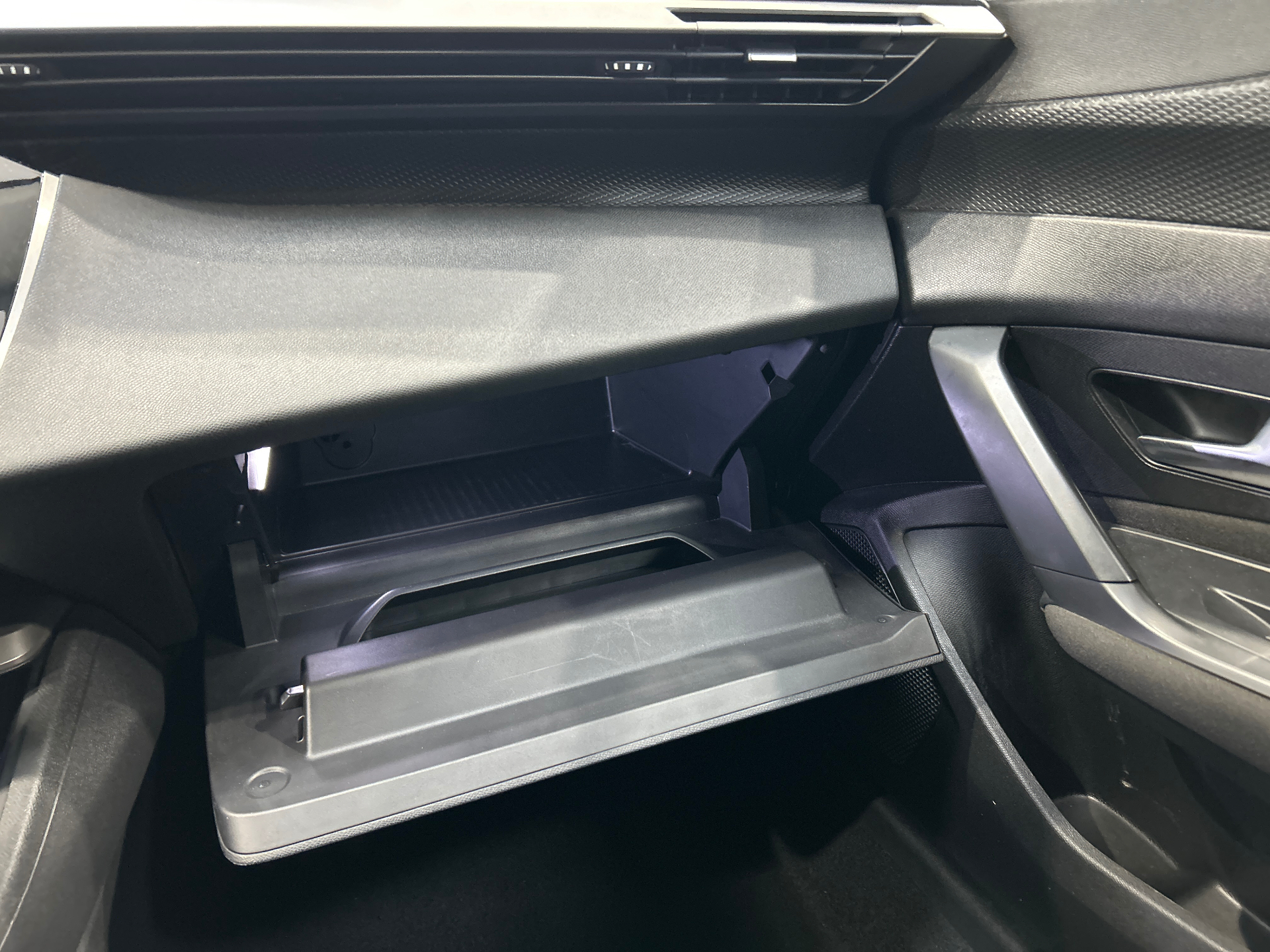 PEUGEOT 308 ACTIVE PACK PTECH130 S&S EAT8