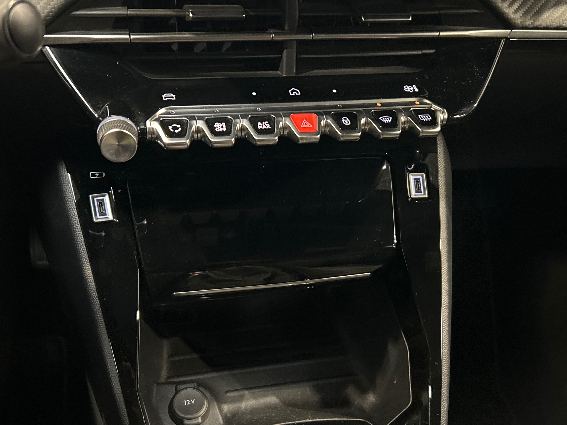 PEUGEOT 2008 ALLURE 100 CH BVM6