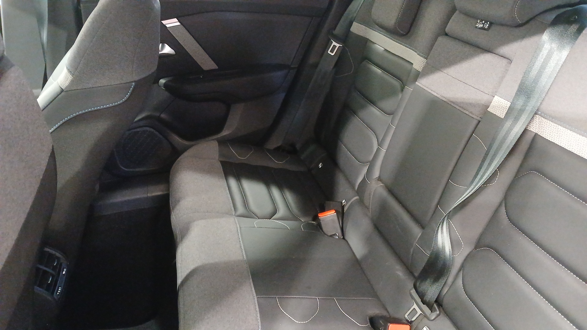 CITROEN C4 PureTech 130 EAT8 Max