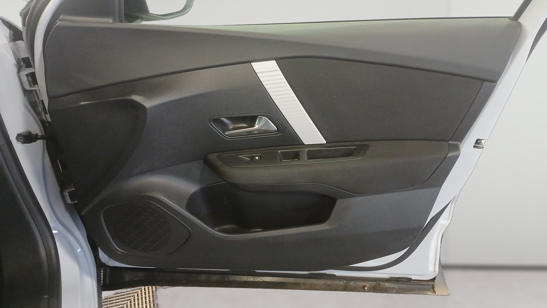 CITROEN C4 Hybride 136 e-DCS6 Plus